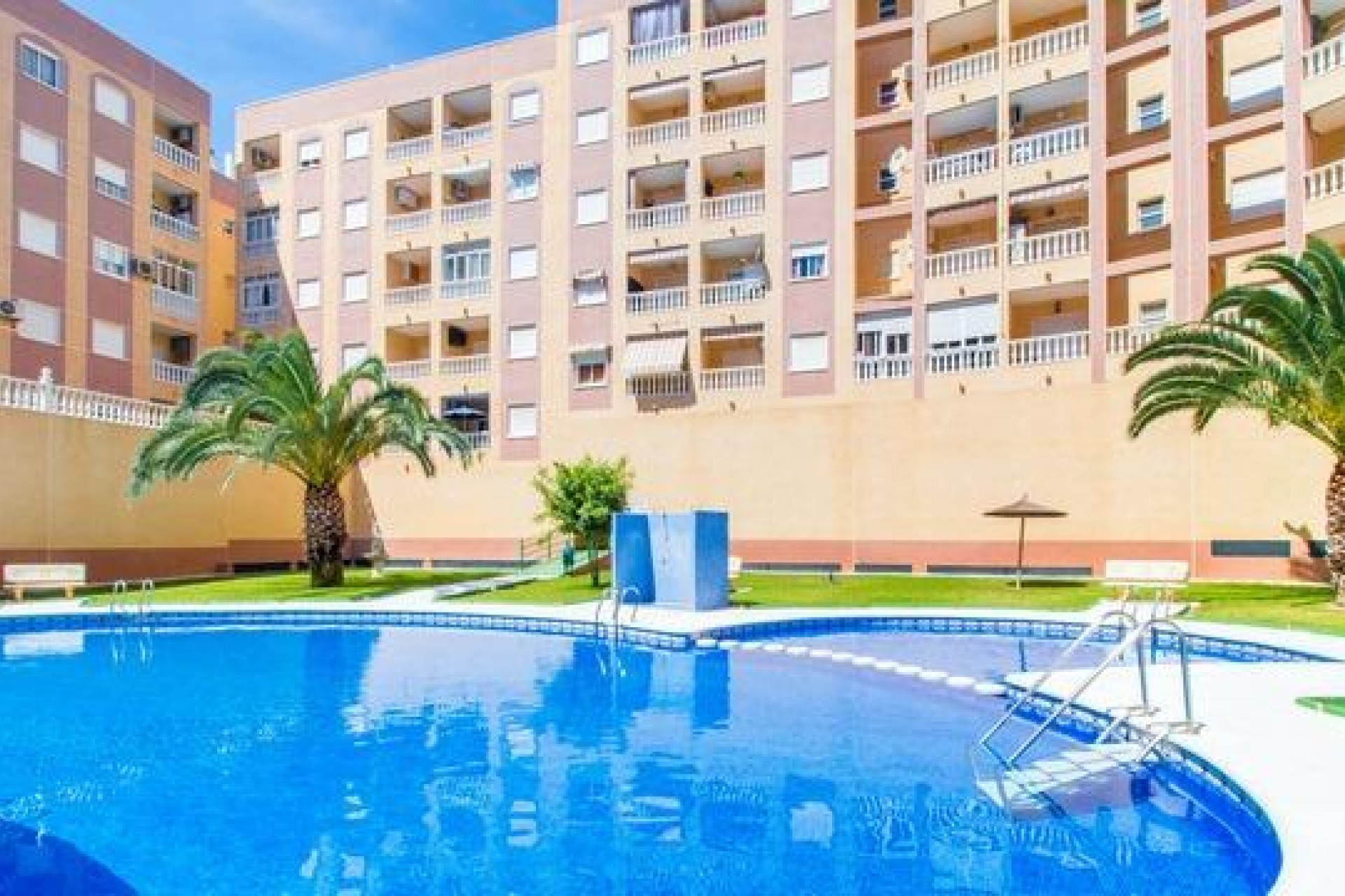 Brukt - Apartment -
Torrevieja - PARQUE DE LAS NACIONES