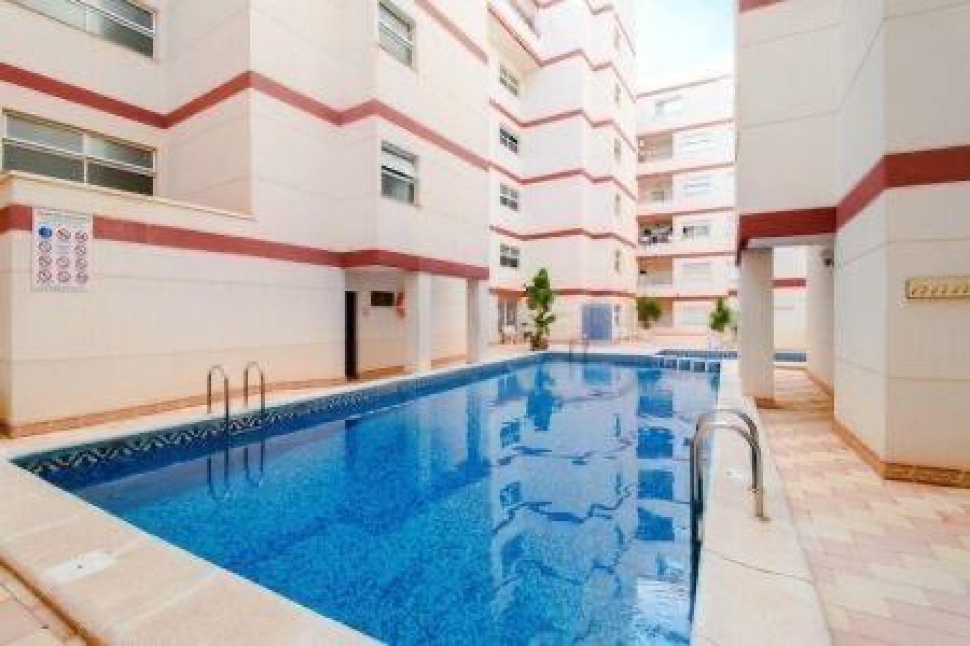 Brukt - Apartment -
Torrevieja - PARQUE DE LAS NACIONES