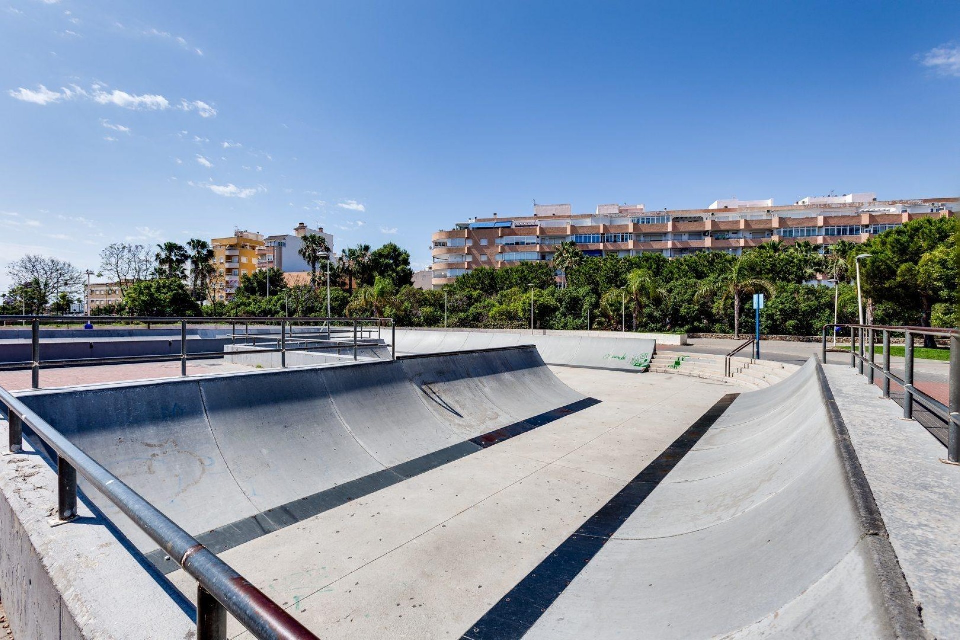 Brukt - Apartment -
Torrevieja - PARQUE DE LAS NACIONES