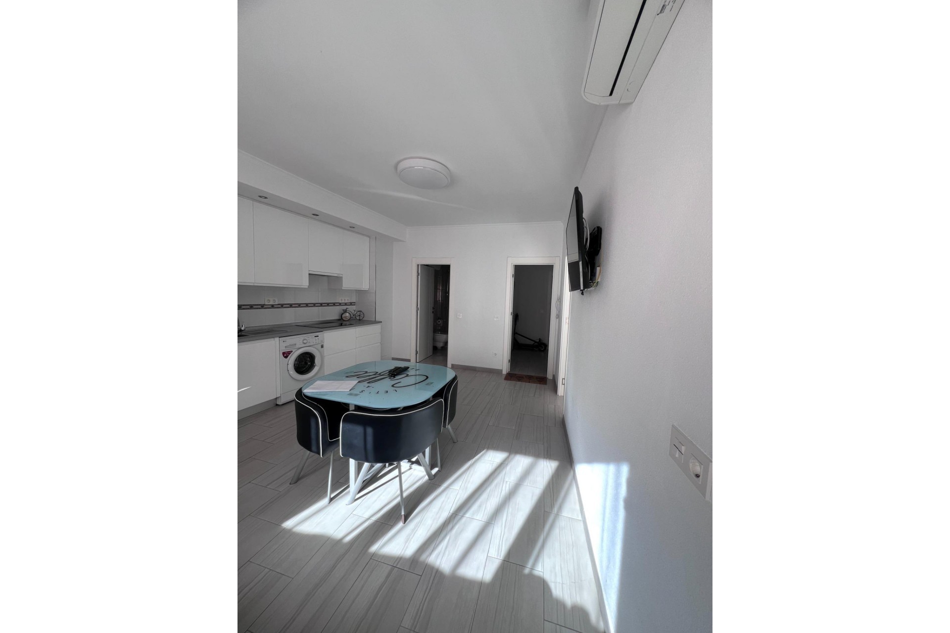 Brukt - Apartment -
Torrevieja - Paseo Maritimo