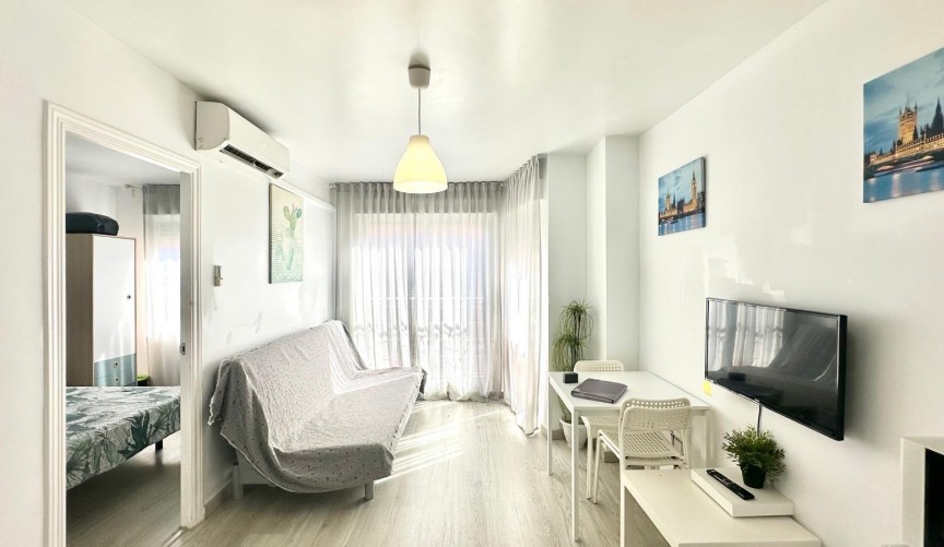 Brukt - Apartment -
Torrevieja - Paseo Maritimo