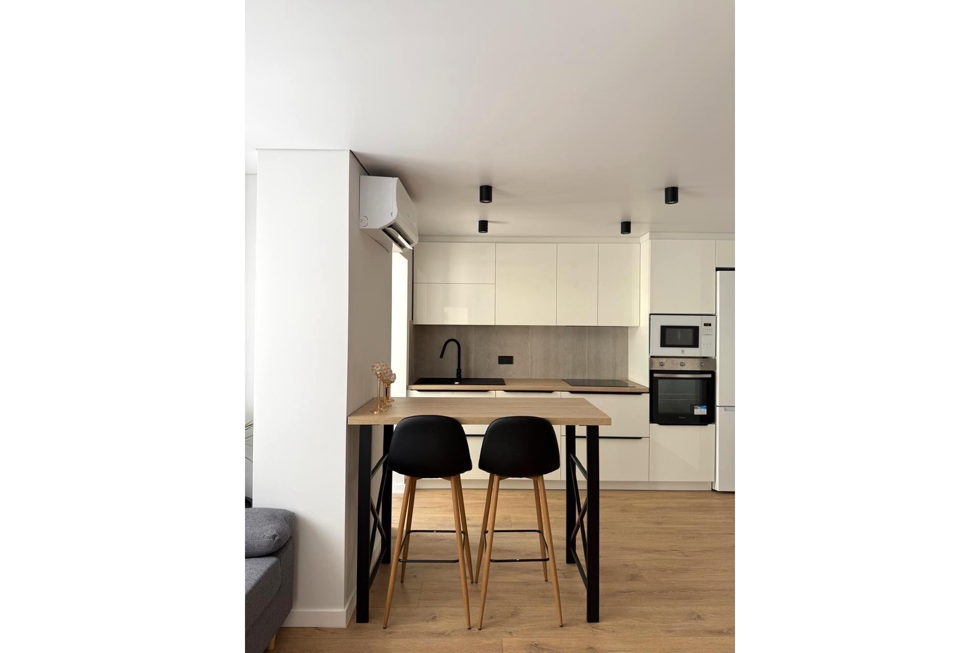 Brukt - Apartment -
Torrevieja - Paseo Maritimo