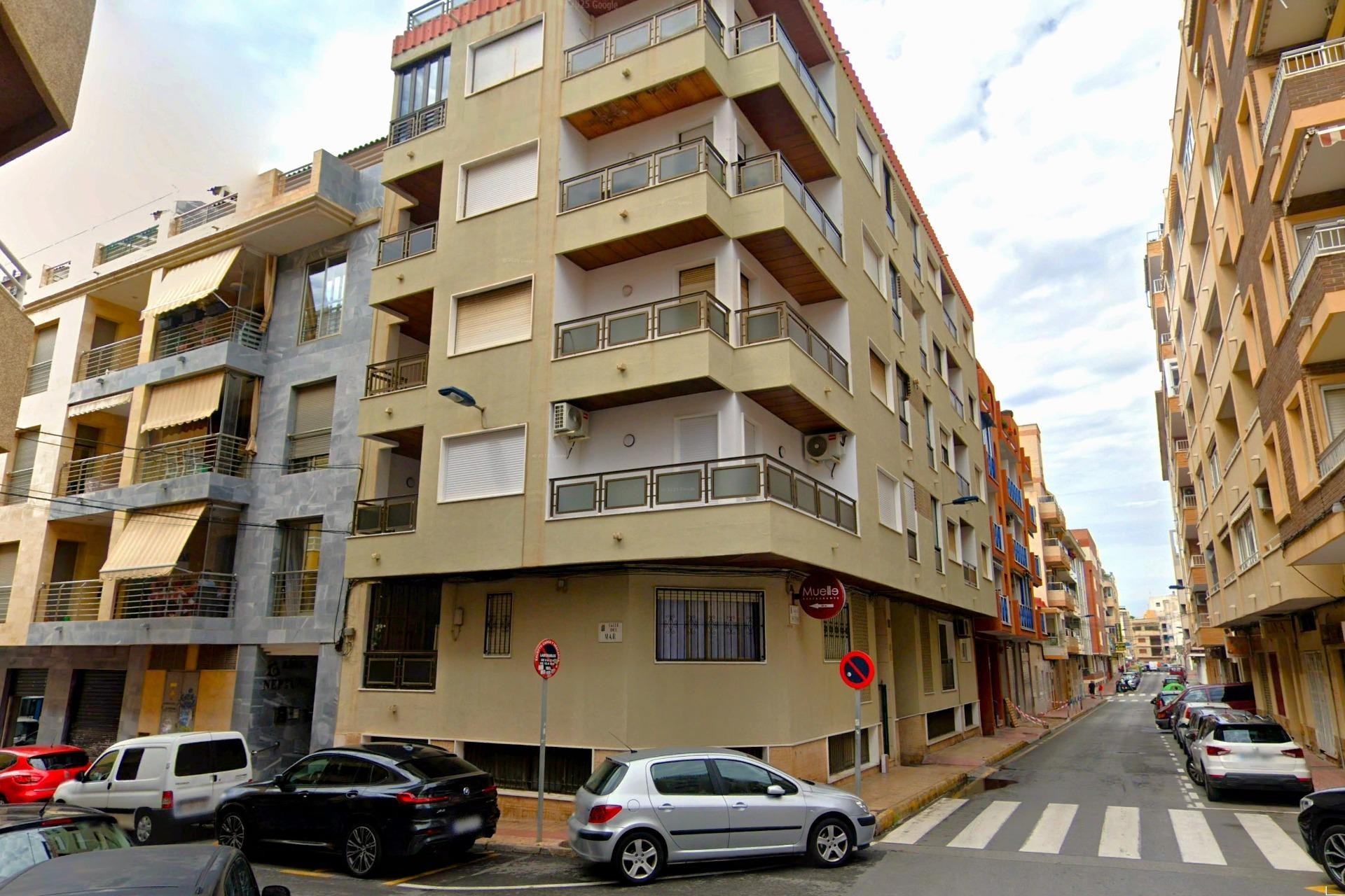 Brukt - Apartment -
Torrevieja - Paseo Maritimo