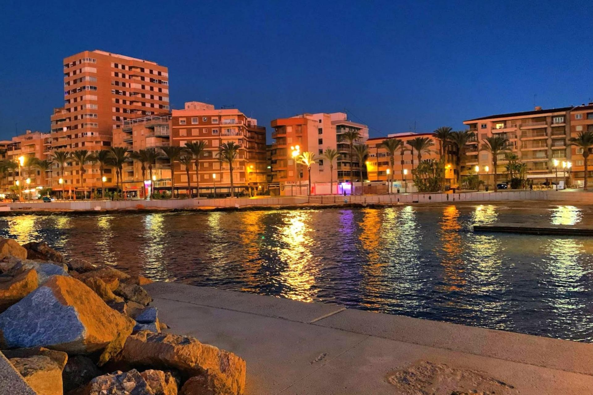 Brukt - Apartment -
Torrevieja - Paseo Maritimo