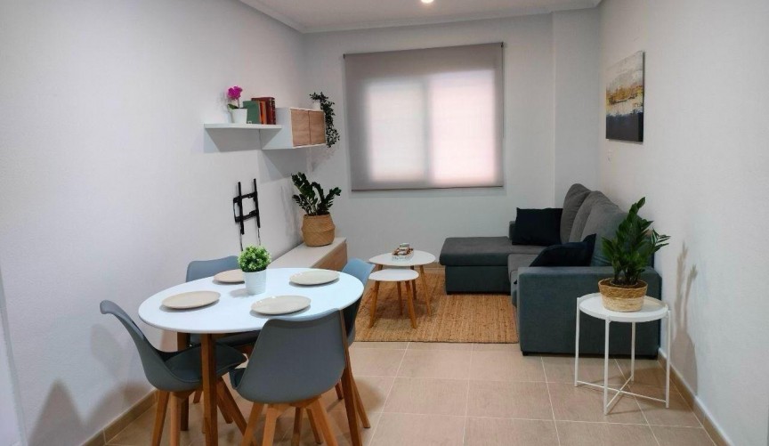 Brukt - Apartment -
Torrevieja - Playa de los Locos