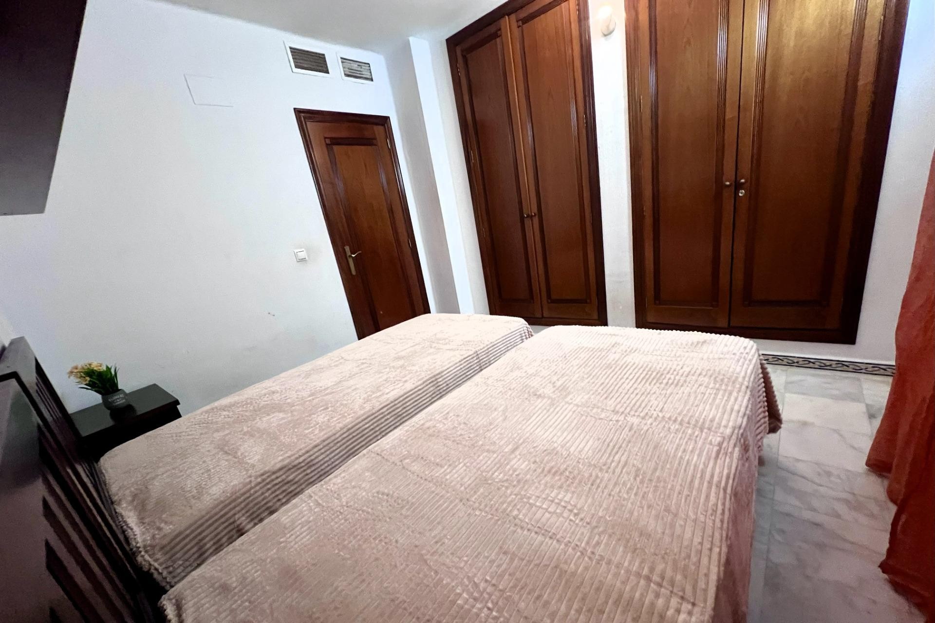 Brukt - Apartment -
Torrevieja - Playa de los Locos