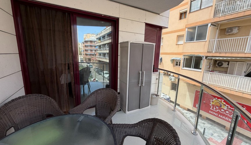 Brukt - Apartment -
Torrevieja - Playa de los Locos