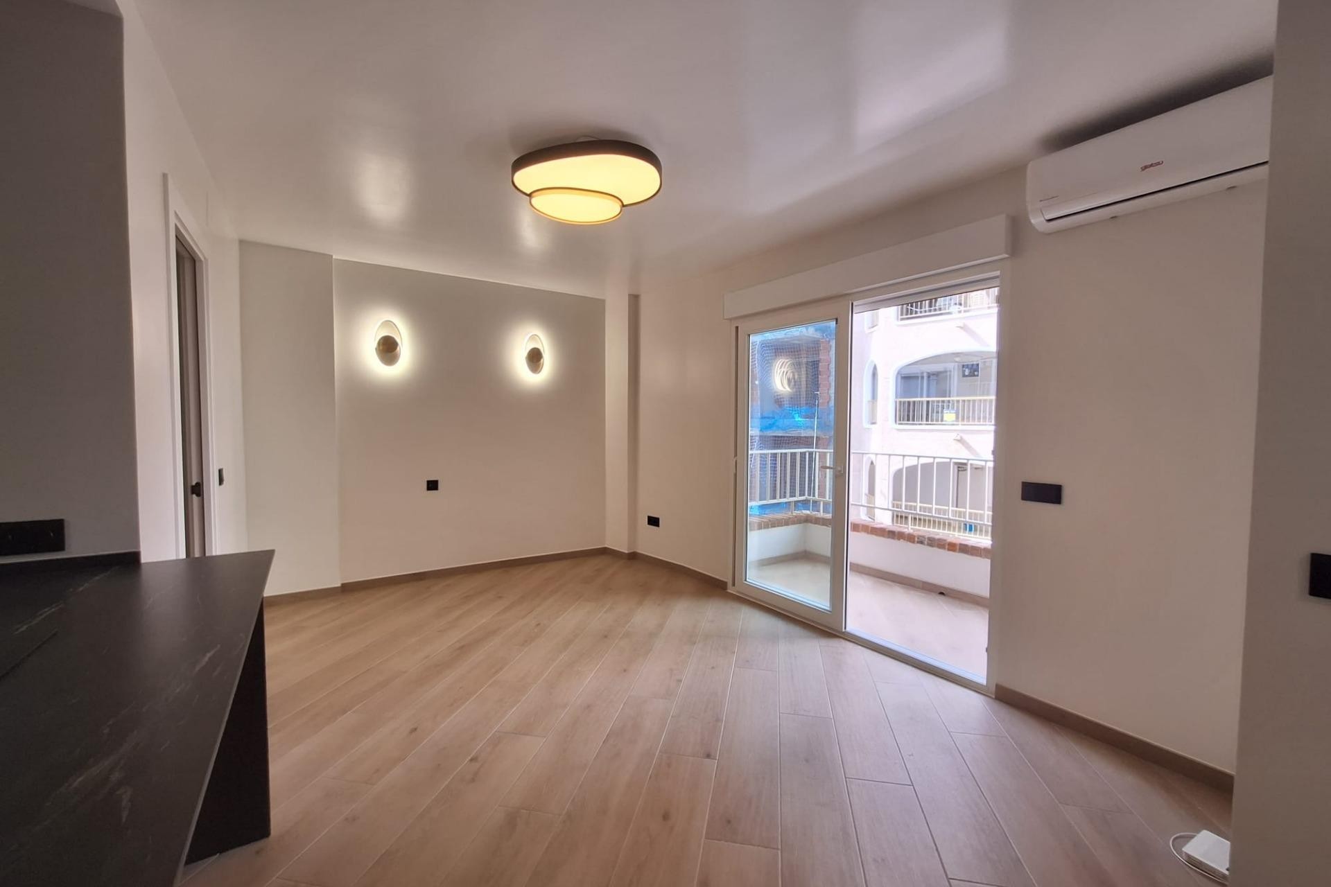 Brukt - Apartment -
Torrevieja - Playa de los Locos