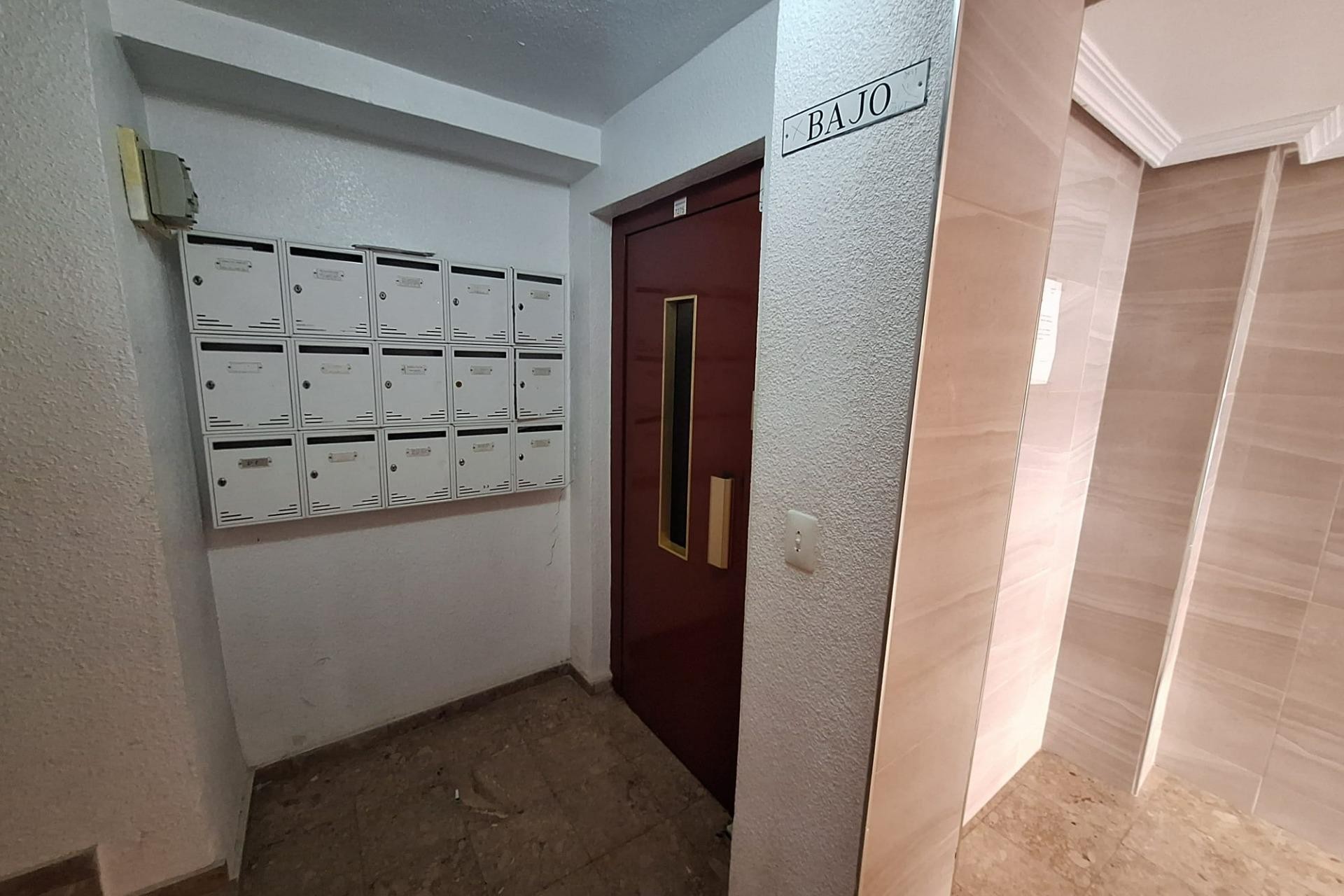Brukt - Apartment -
Torrevieja - Playa de los Locos
