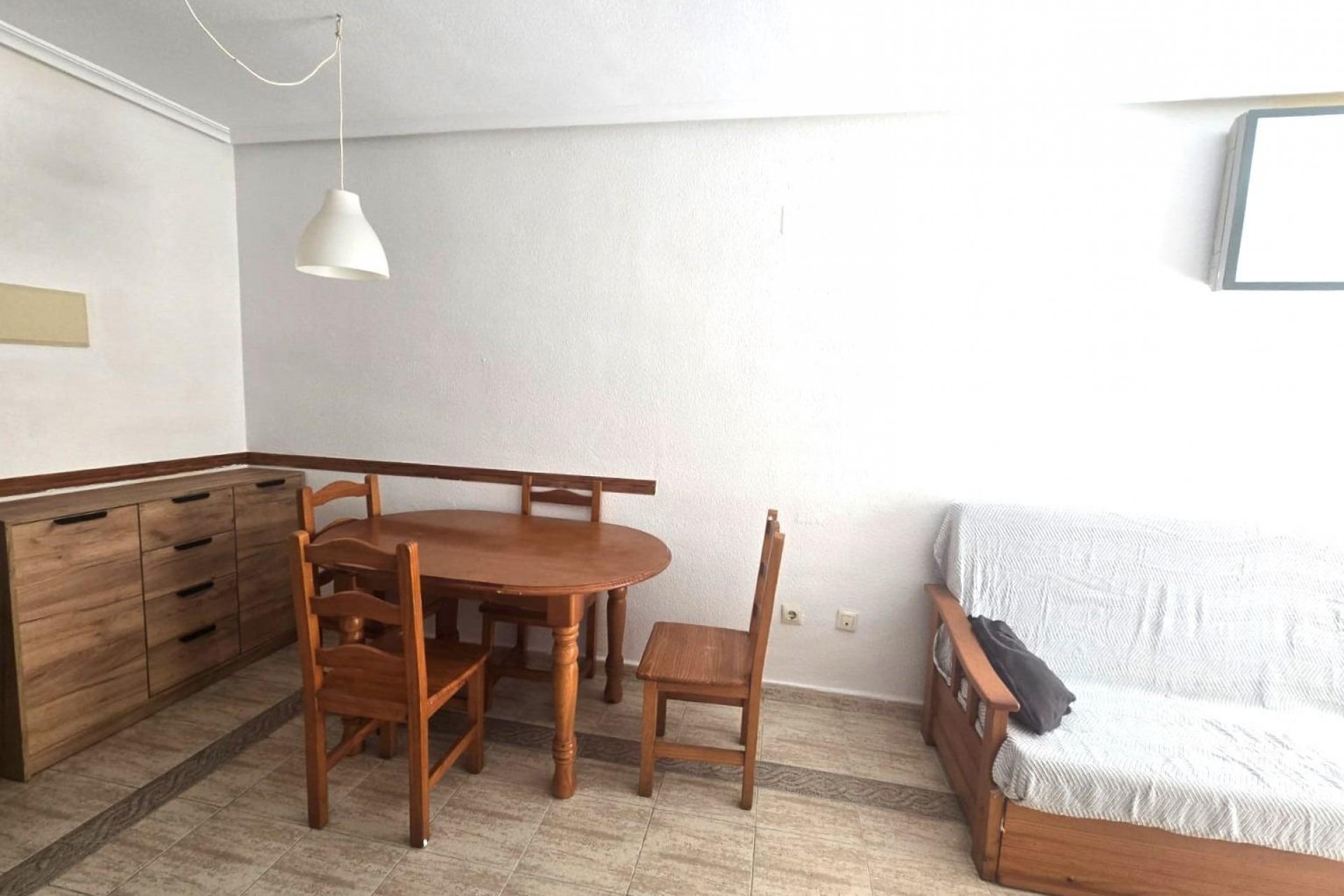 Brukt - Apartment -
Torrevieja - Playa de los Locos
