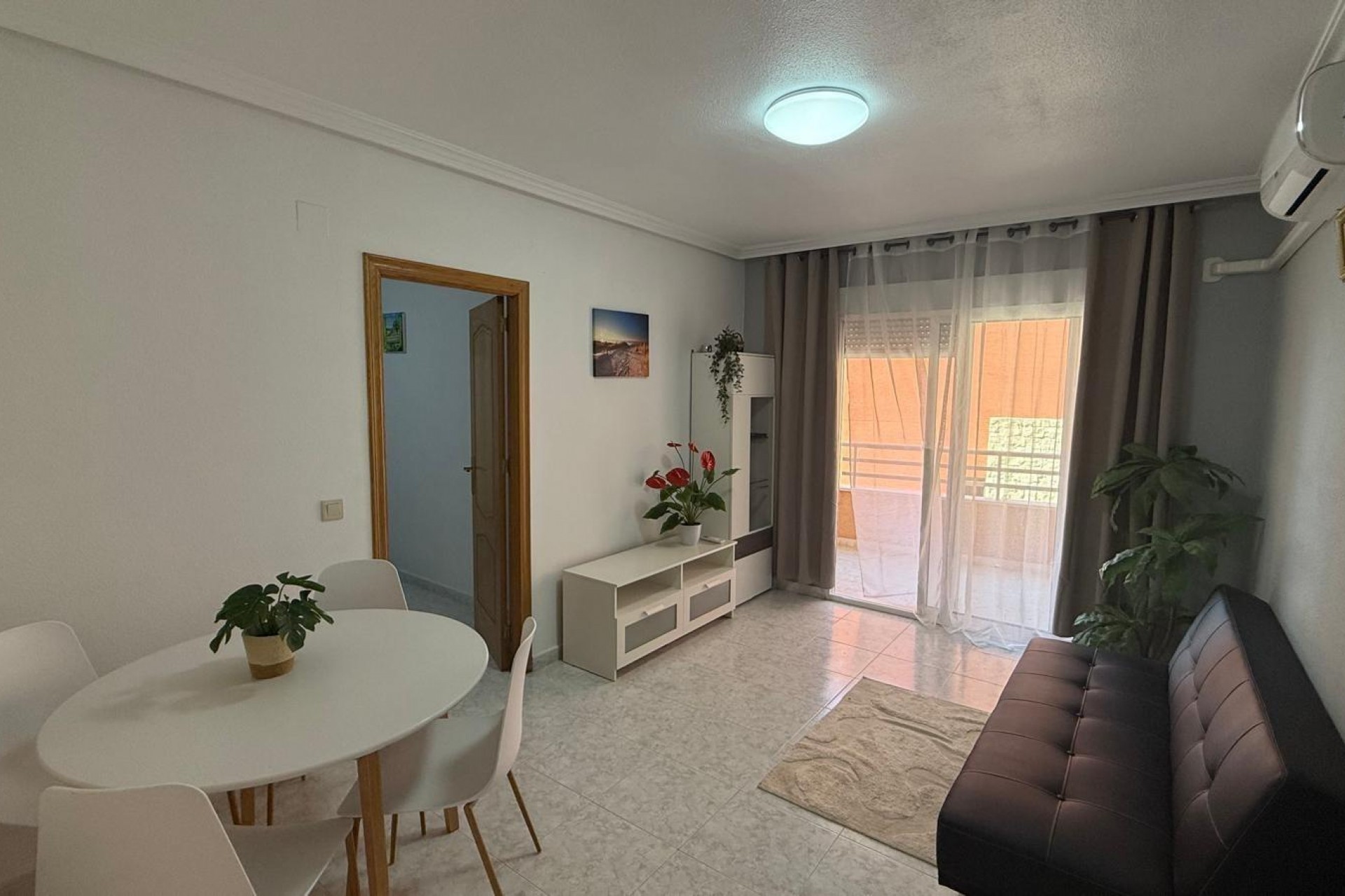 Brukt - Apartment -
Torrevieja - Playa de los Locos