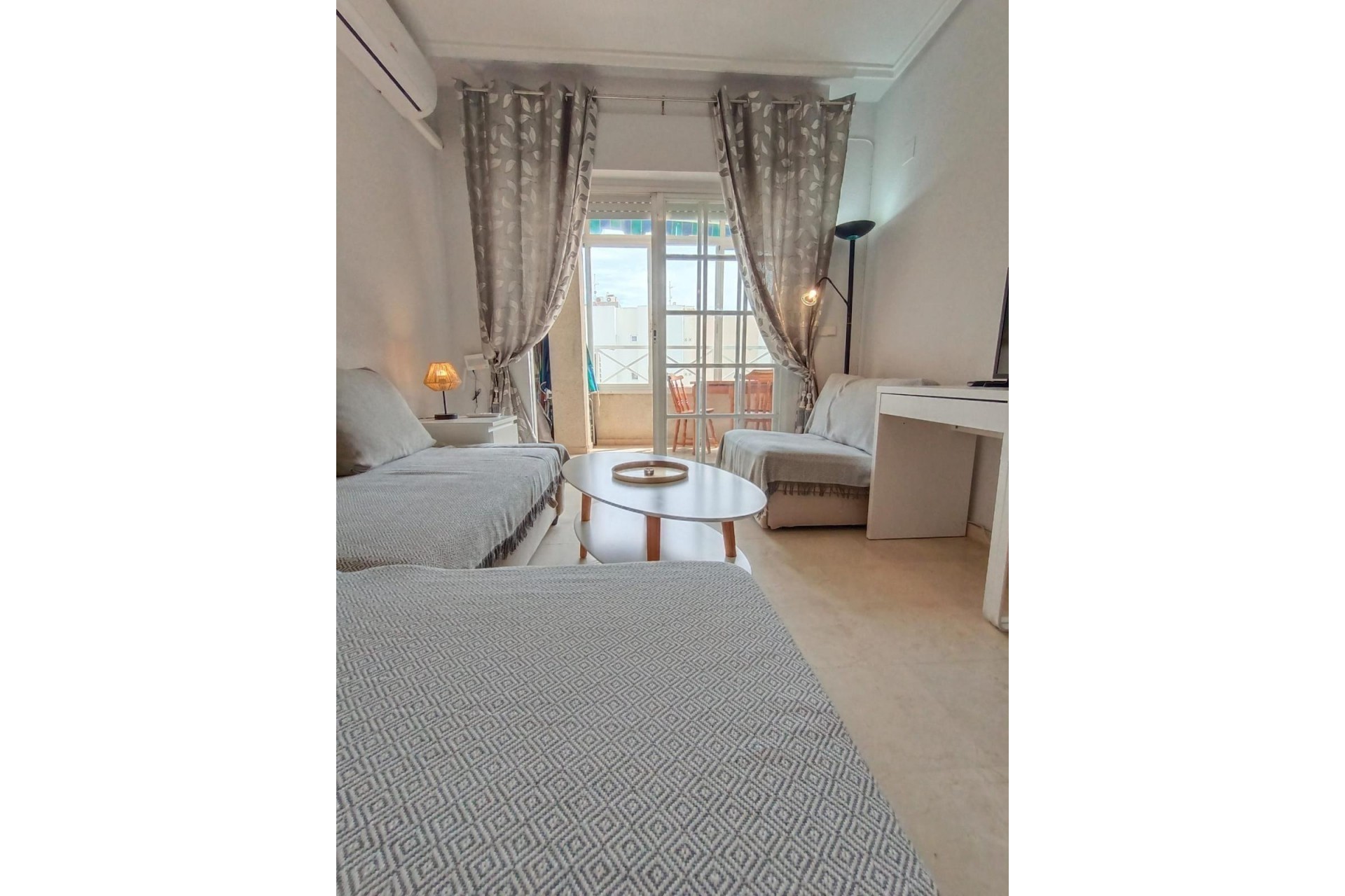 Brukt - Apartment -
Torrevieja - Playa de los Locos