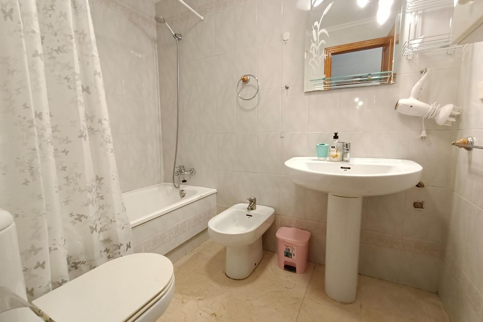 Brukt - Apartment -
Torrevieja - Playa de los Locos