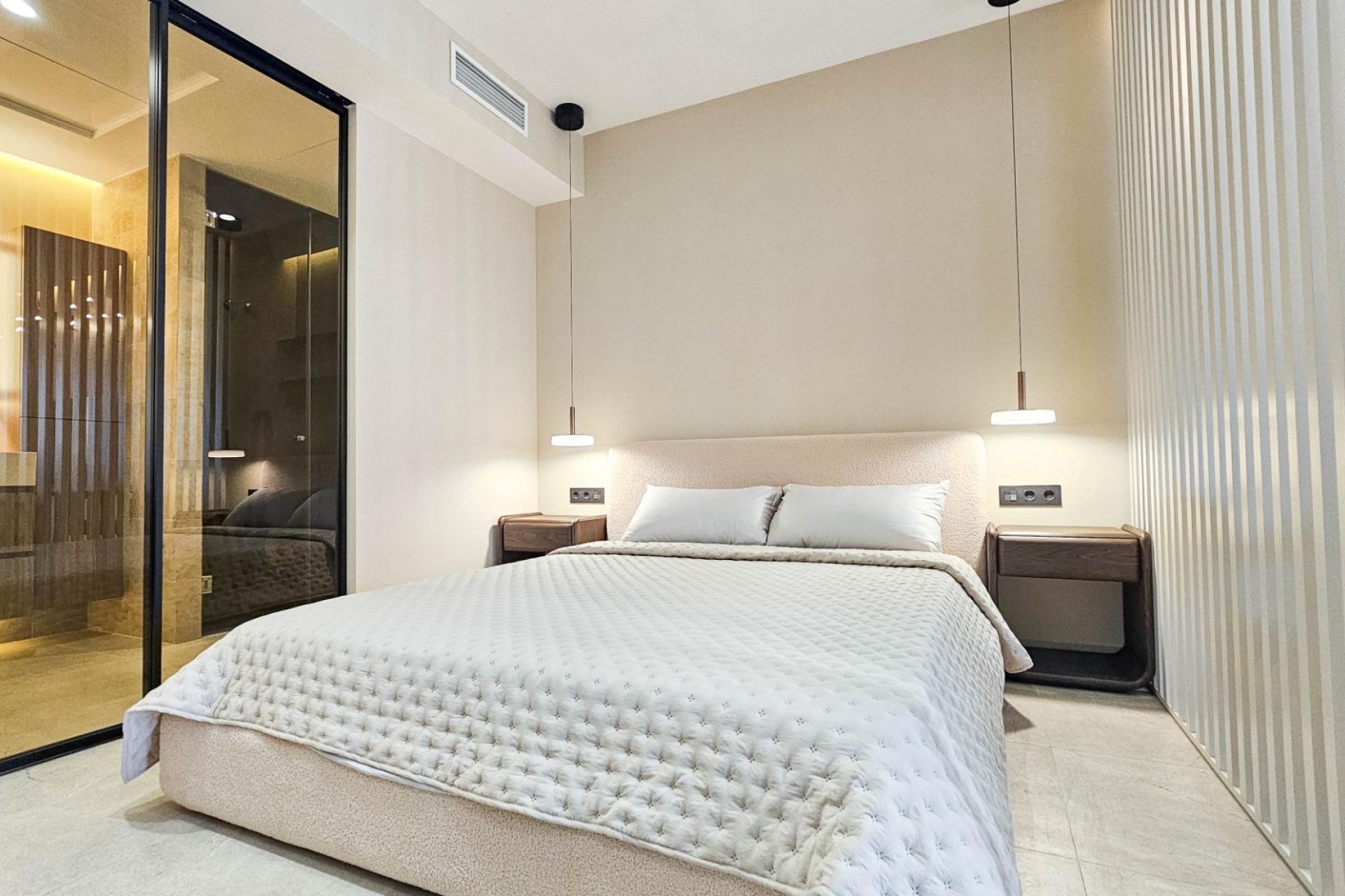 Brukt - Apartment -
Torrevieja - Playa de los Locos