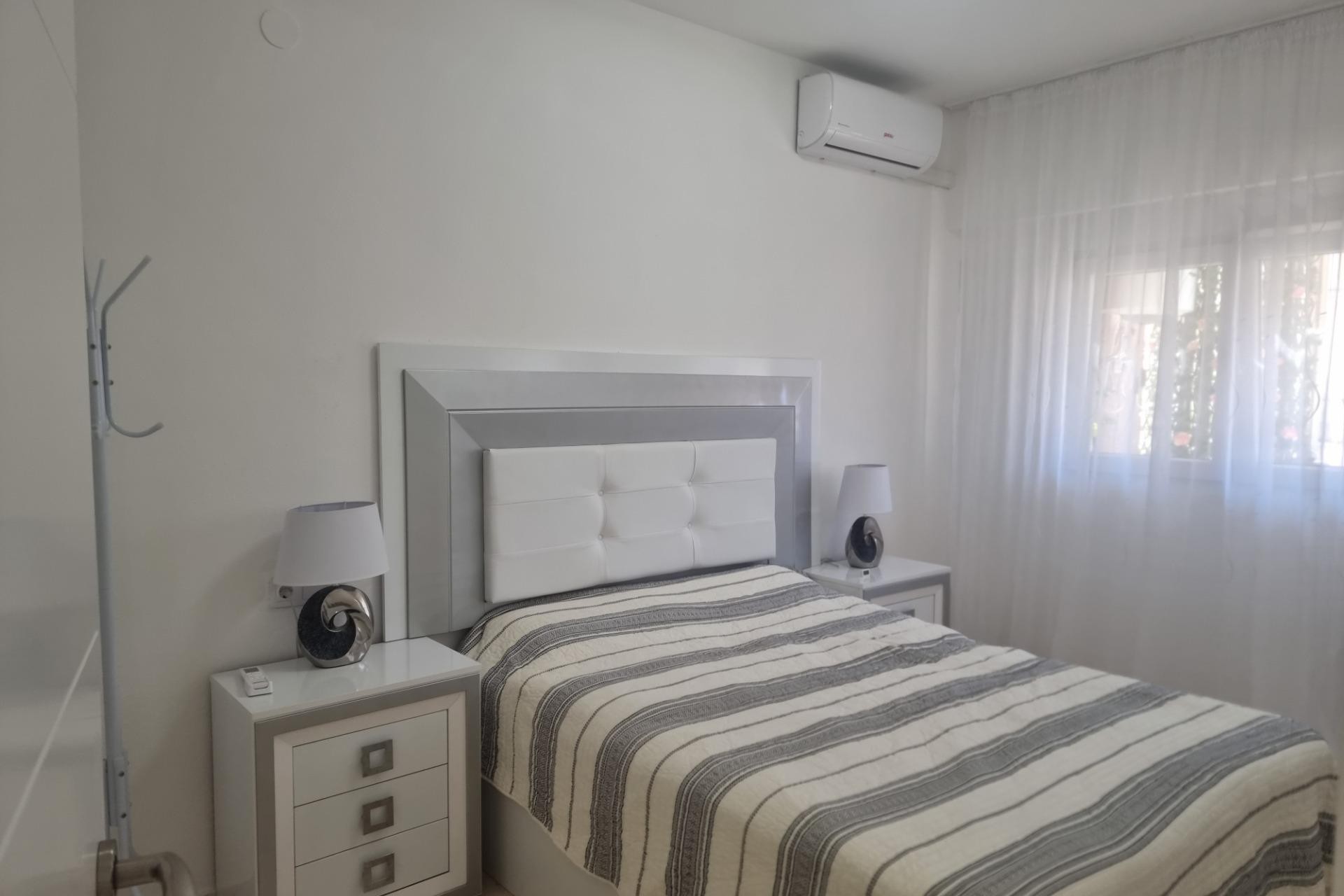 Brukt - Apartment -
Torrevieja - Playa de los Locos