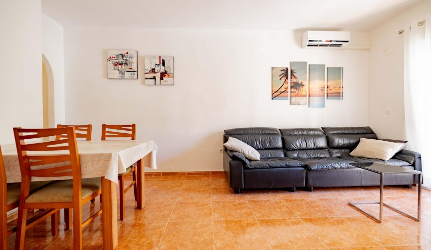 Brukt - Apartment -
Torrevieja - Playa de los Locos