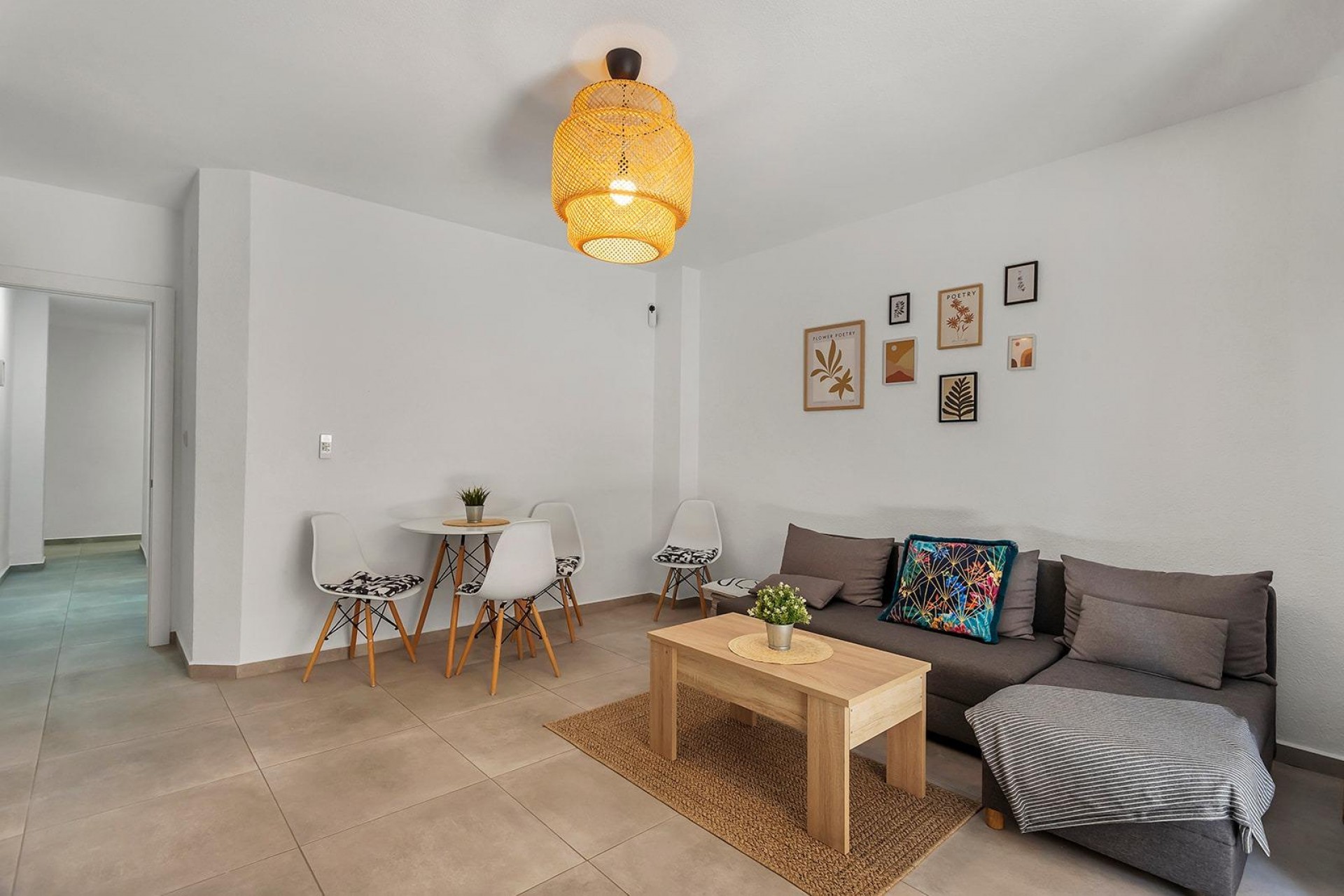 Brukt - Apartment -
Torrevieja - Playa de los Locos