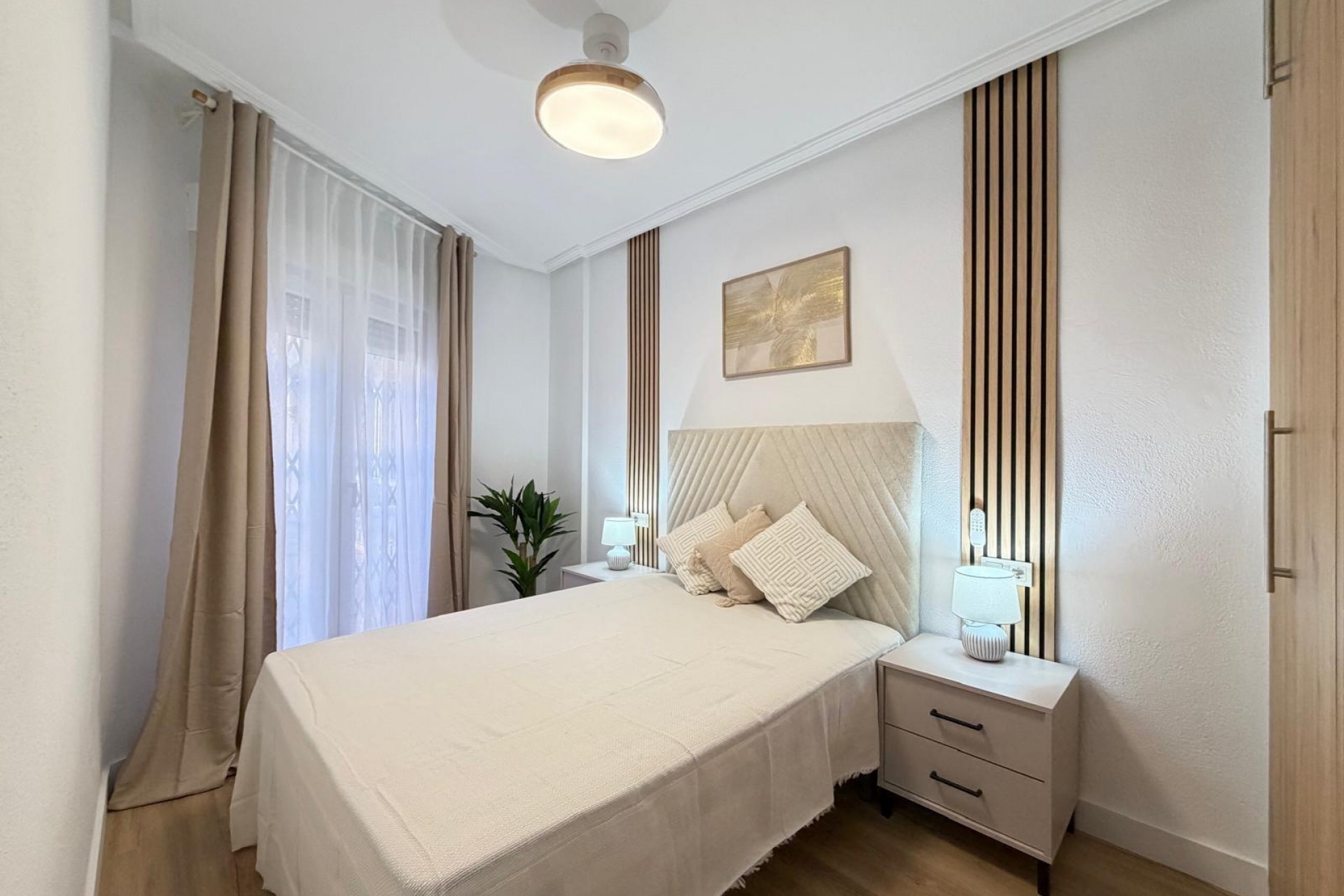 Brukt - Apartment -
Torrevieja - Playa de los Locos