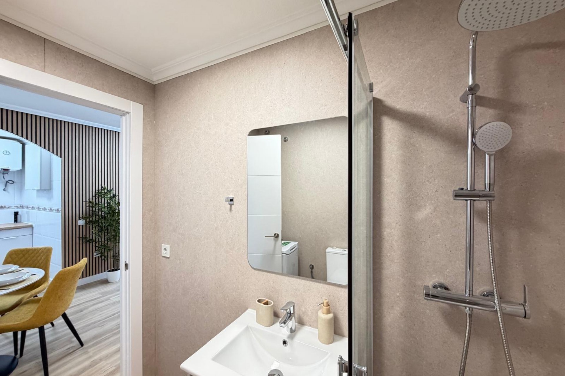 Brukt - Apartment -
Torrevieja - Playa de los Locos