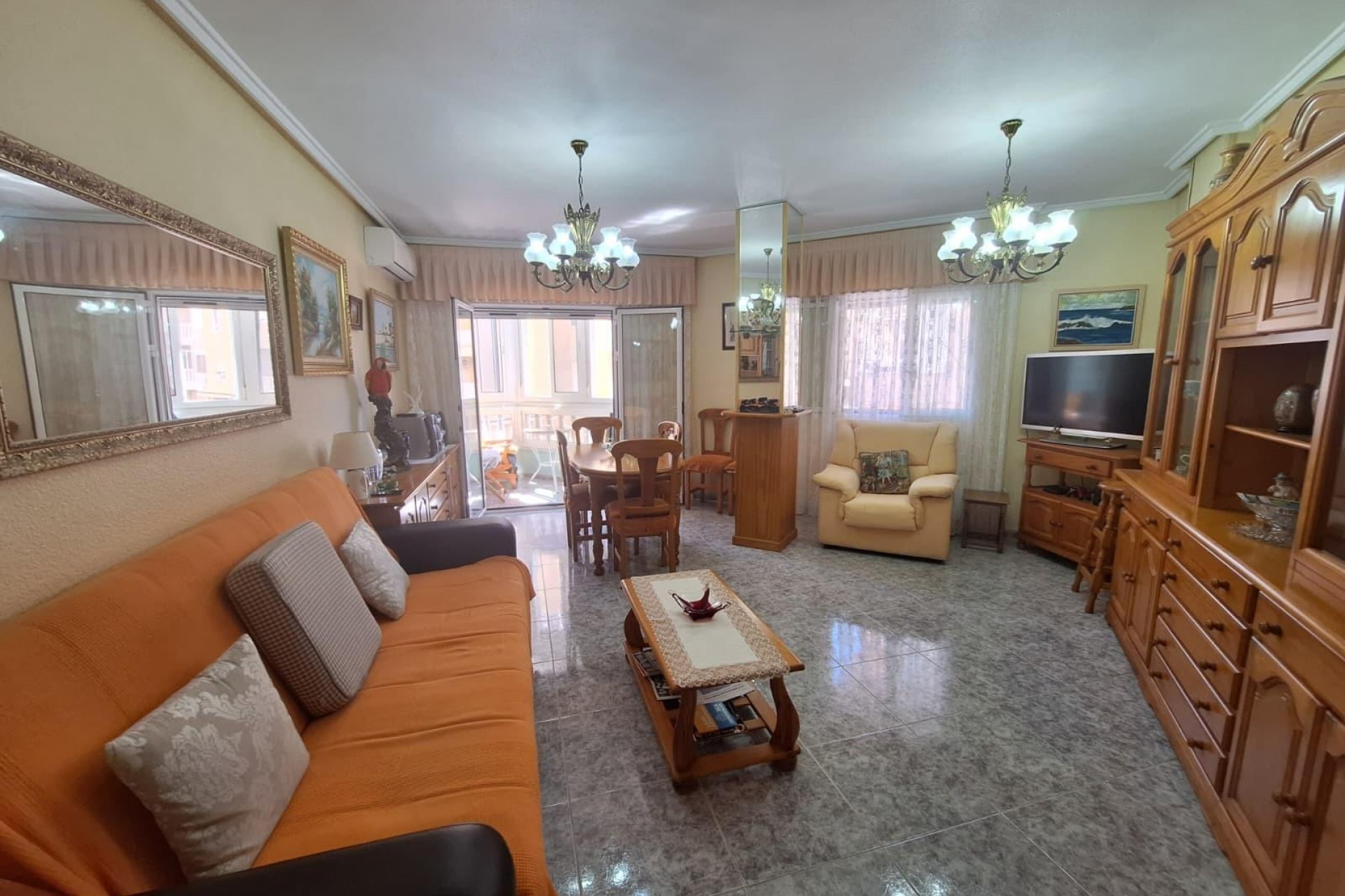 Brukt - Apartment -
Torrevieja - Playa de los Locos
