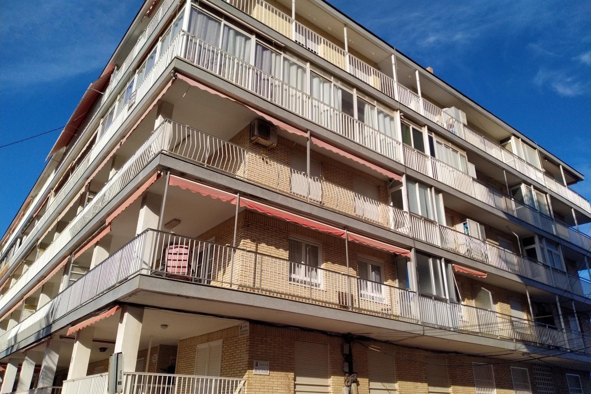 Brukt - Apartment -
Torrevieja - Playa De Los Naufragos