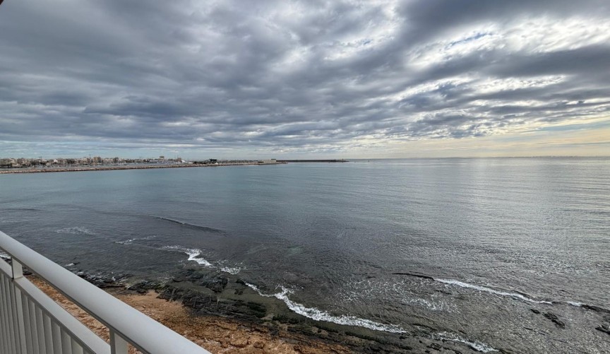 Brukt - Apartment -
Torrevieja - Playa De Los Naufragos