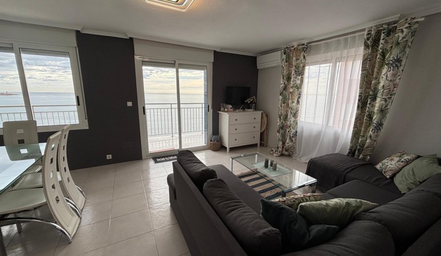 Brukt - Apartment -
Torrevieja - Playa De Los Naufragos
