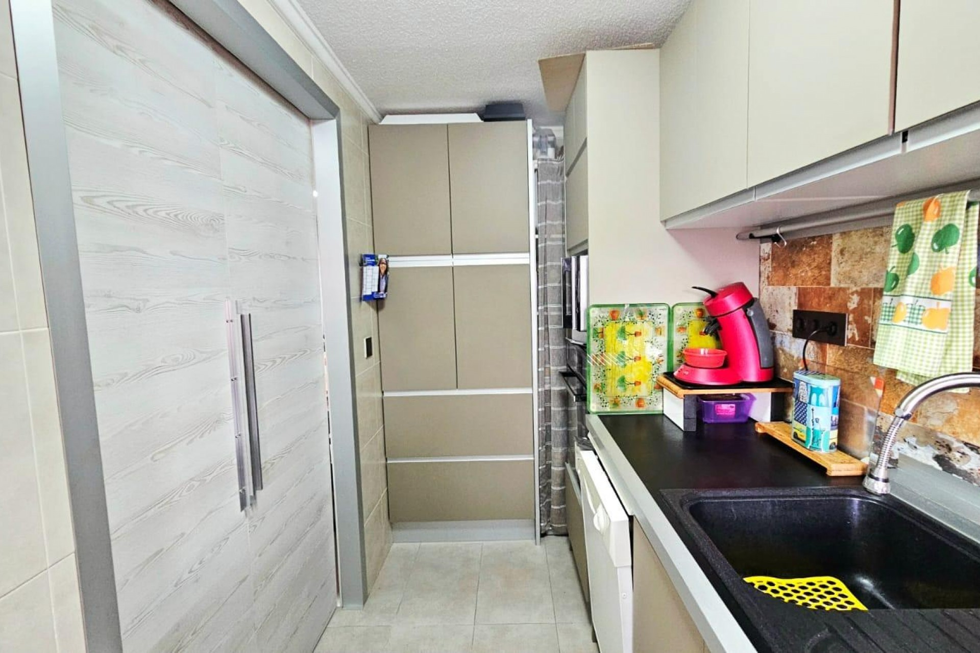 Brukt - Apartment -
Torrevieja - Playa De Los Naufragos