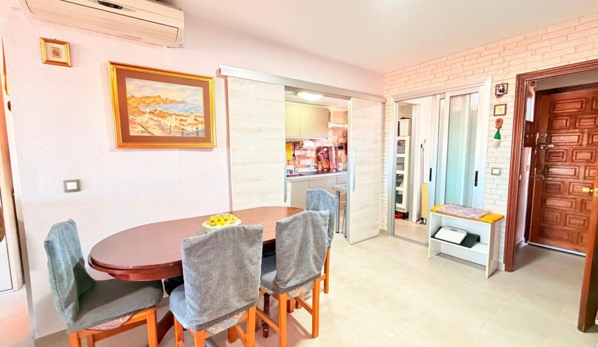 Brukt - Apartment -
Torrevieja - Playa De Los Naufragos