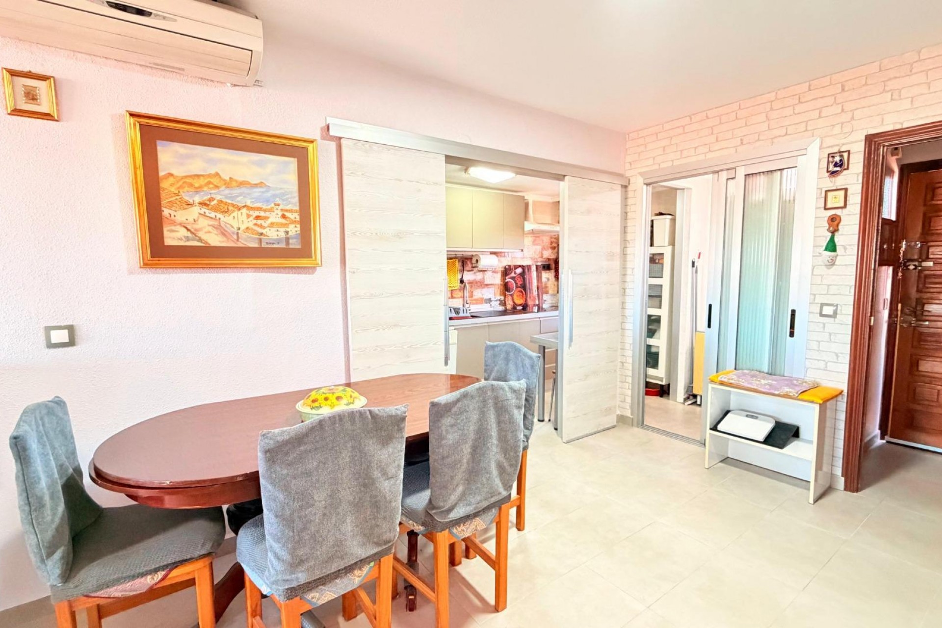 Brukt - Apartment -
Torrevieja - Playa De Los Naufragos