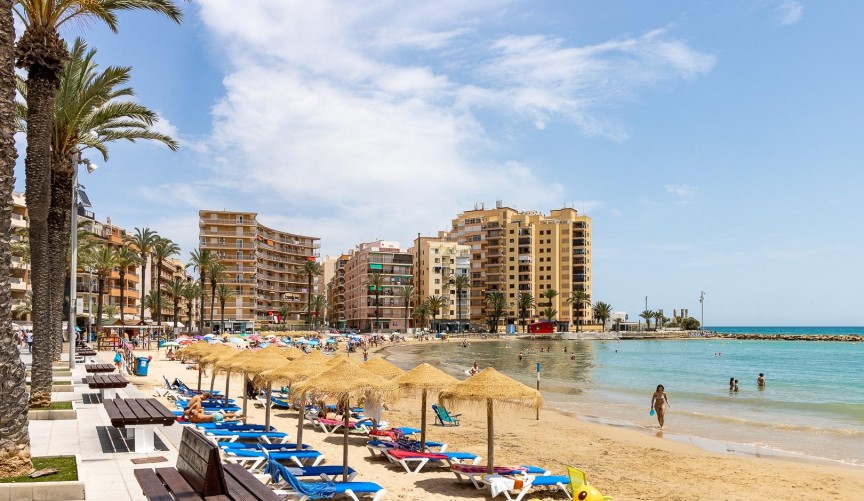 Brukt - Apartment -
Torrevieja - Playa del Cura