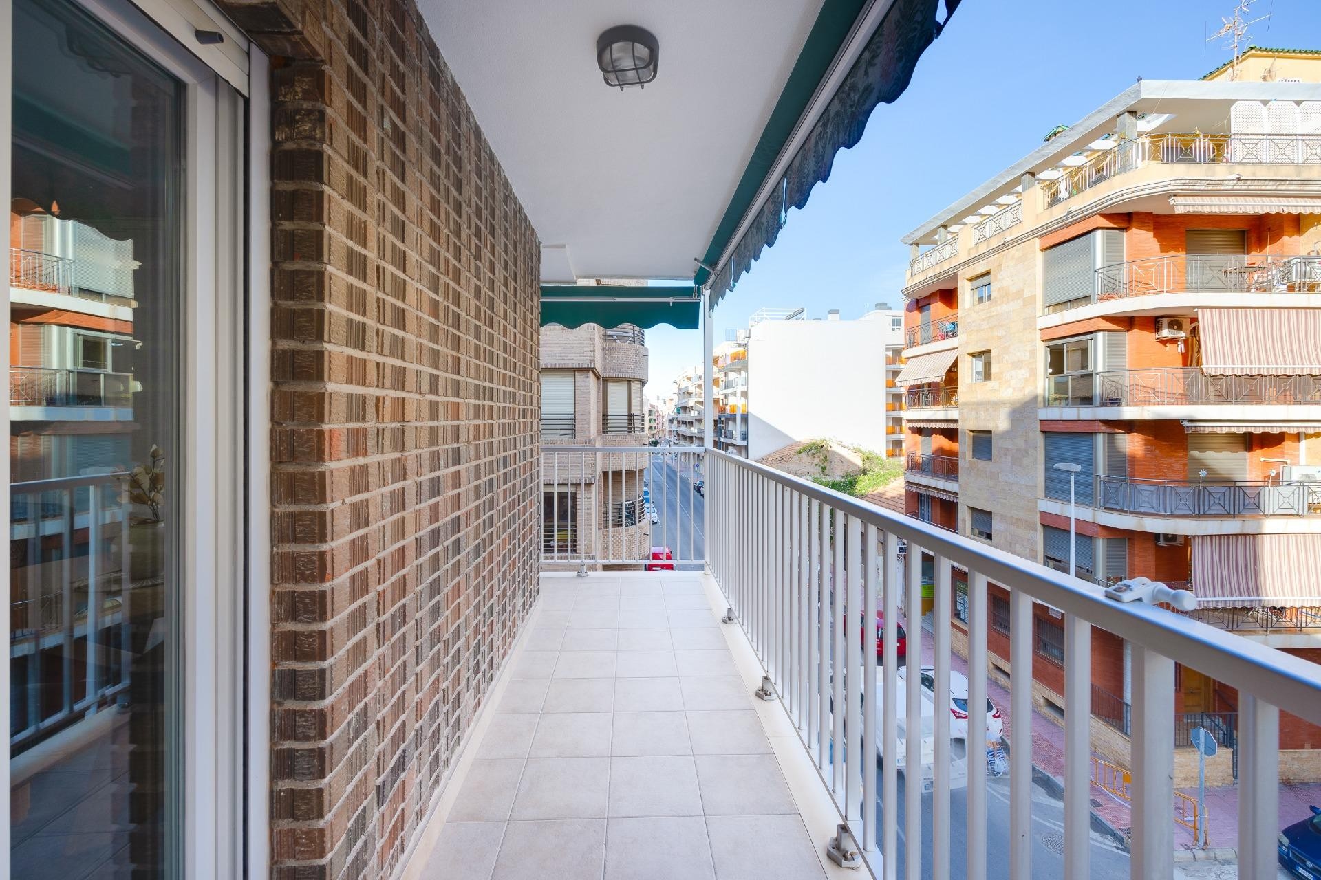 Brukt - Apartment -
Torrevieja - Playa del Cura