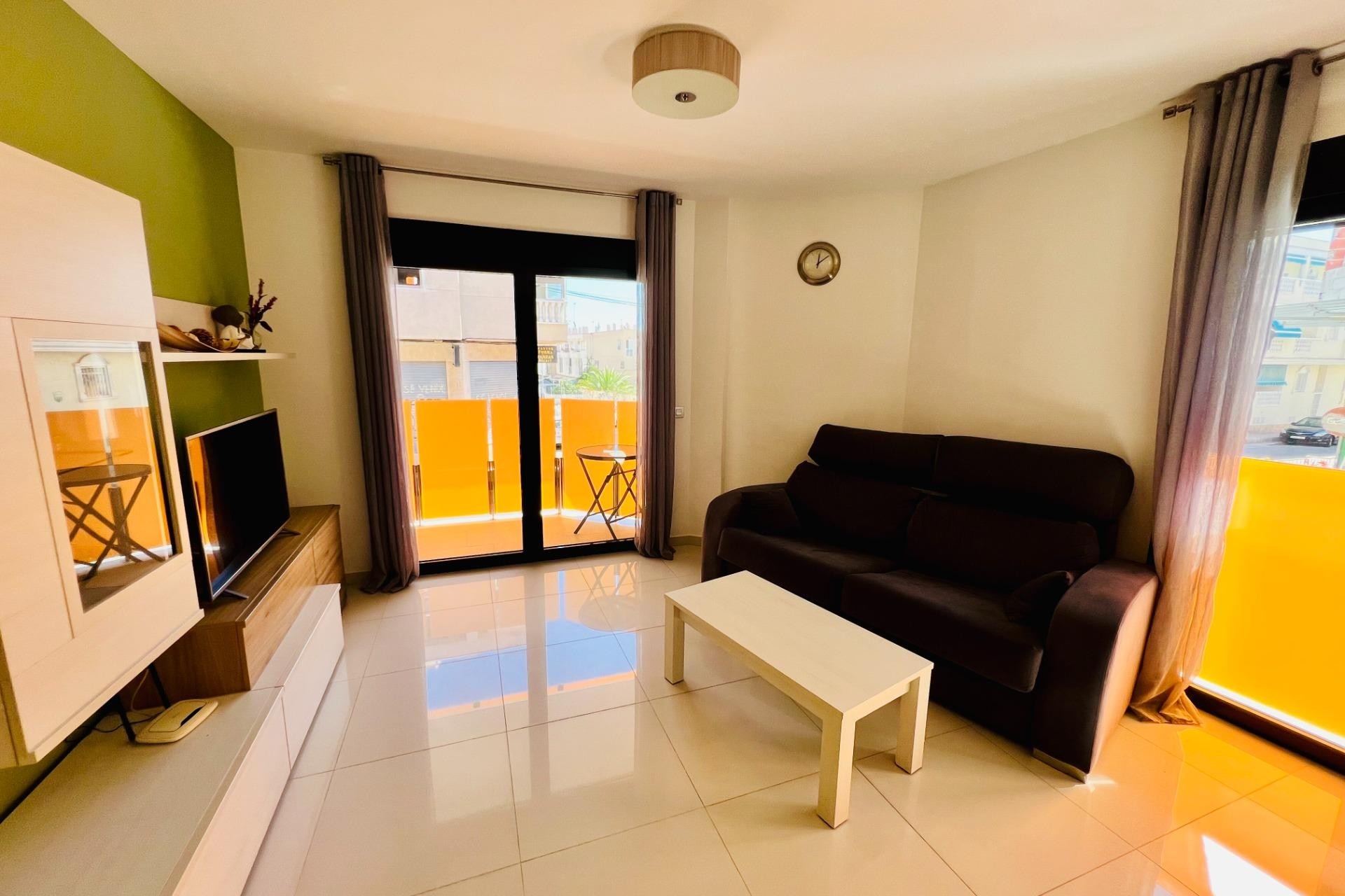 Brukt - Apartment -
Torrevieja - Playa del Cura