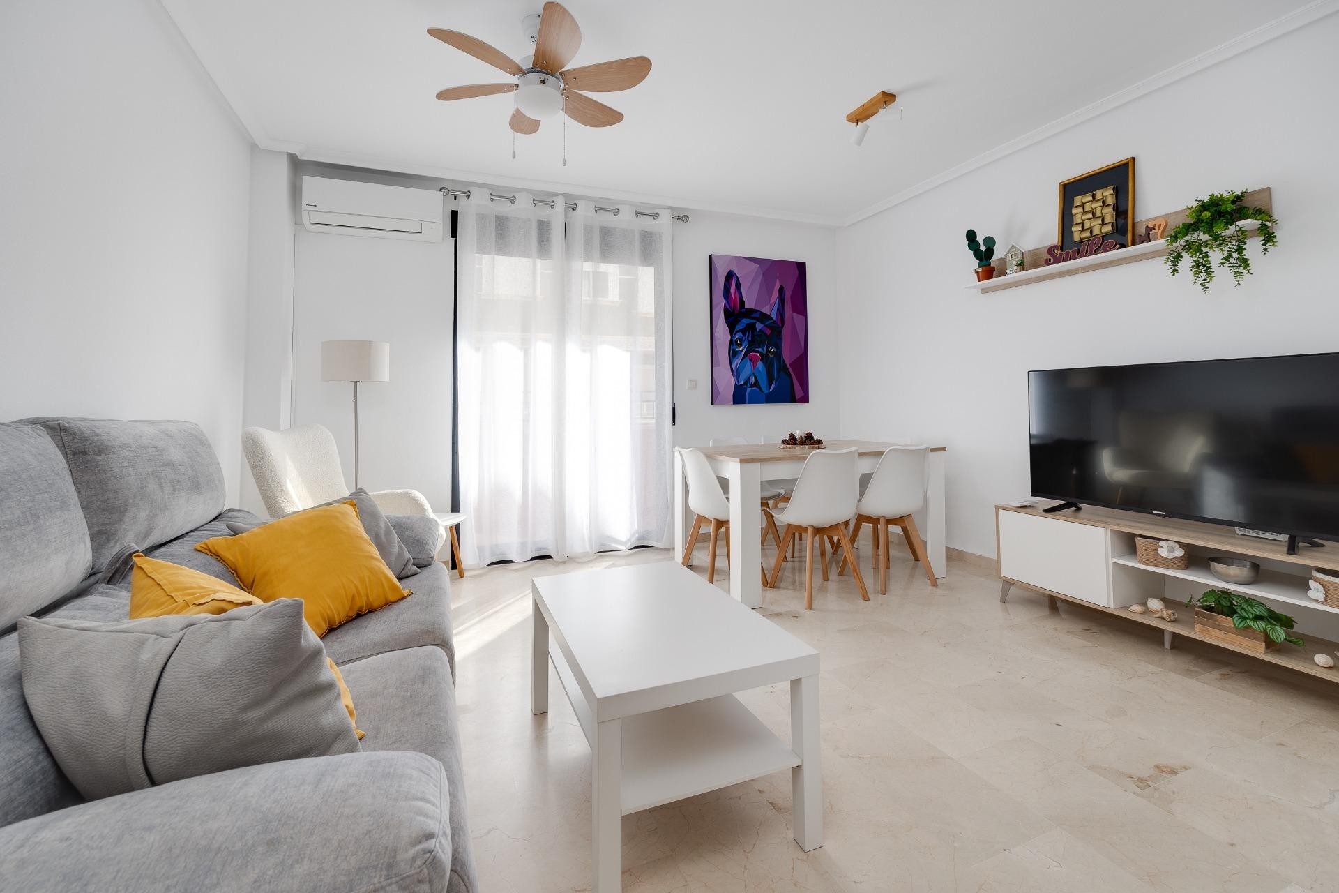 Brukt - Apartment -
Torrevieja - Playa del Cura