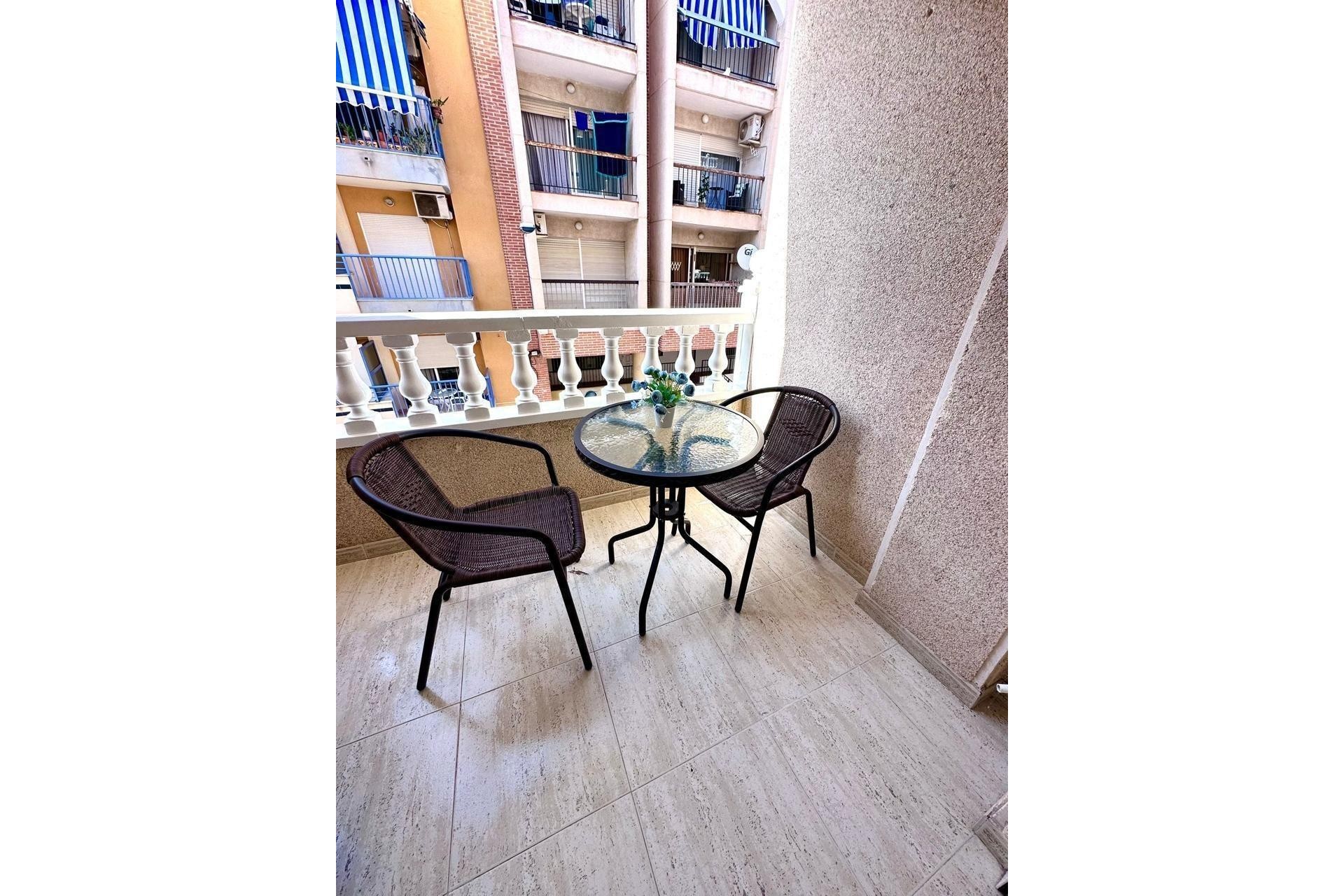 Brukt - Apartment -
Torrevieja - Playa del Cura