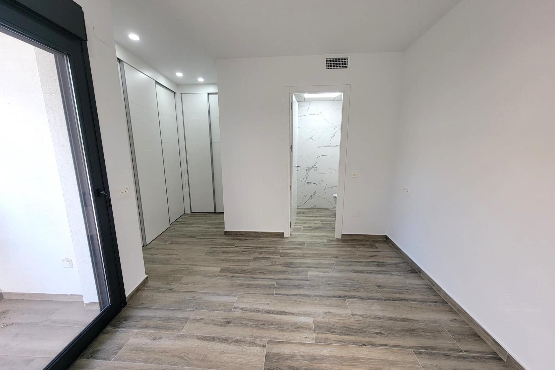 Brukt - Apartment -
Torrevieja - Playa del Cura