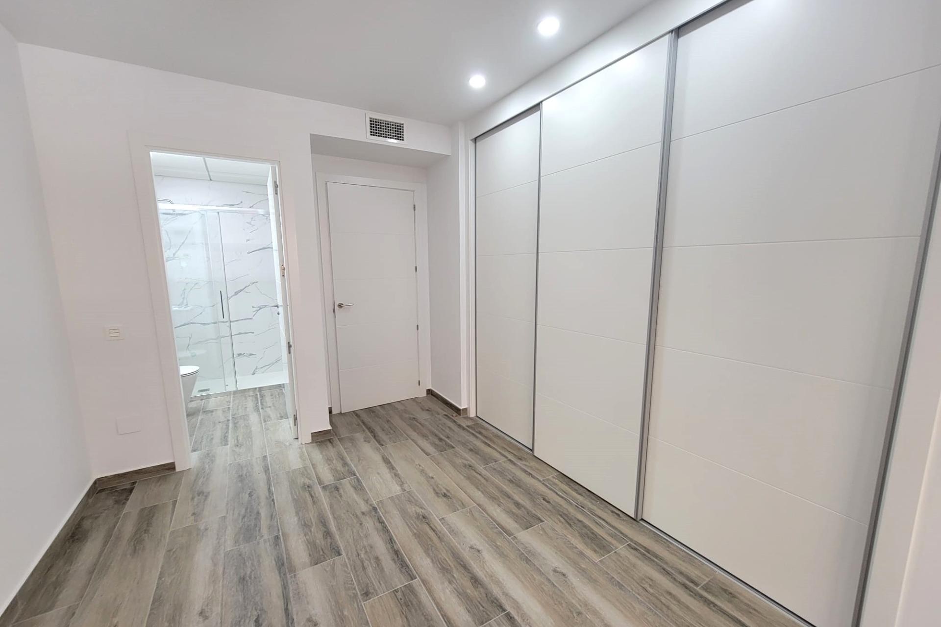 Brukt - Apartment -
Torrevieja - Playa del Cura