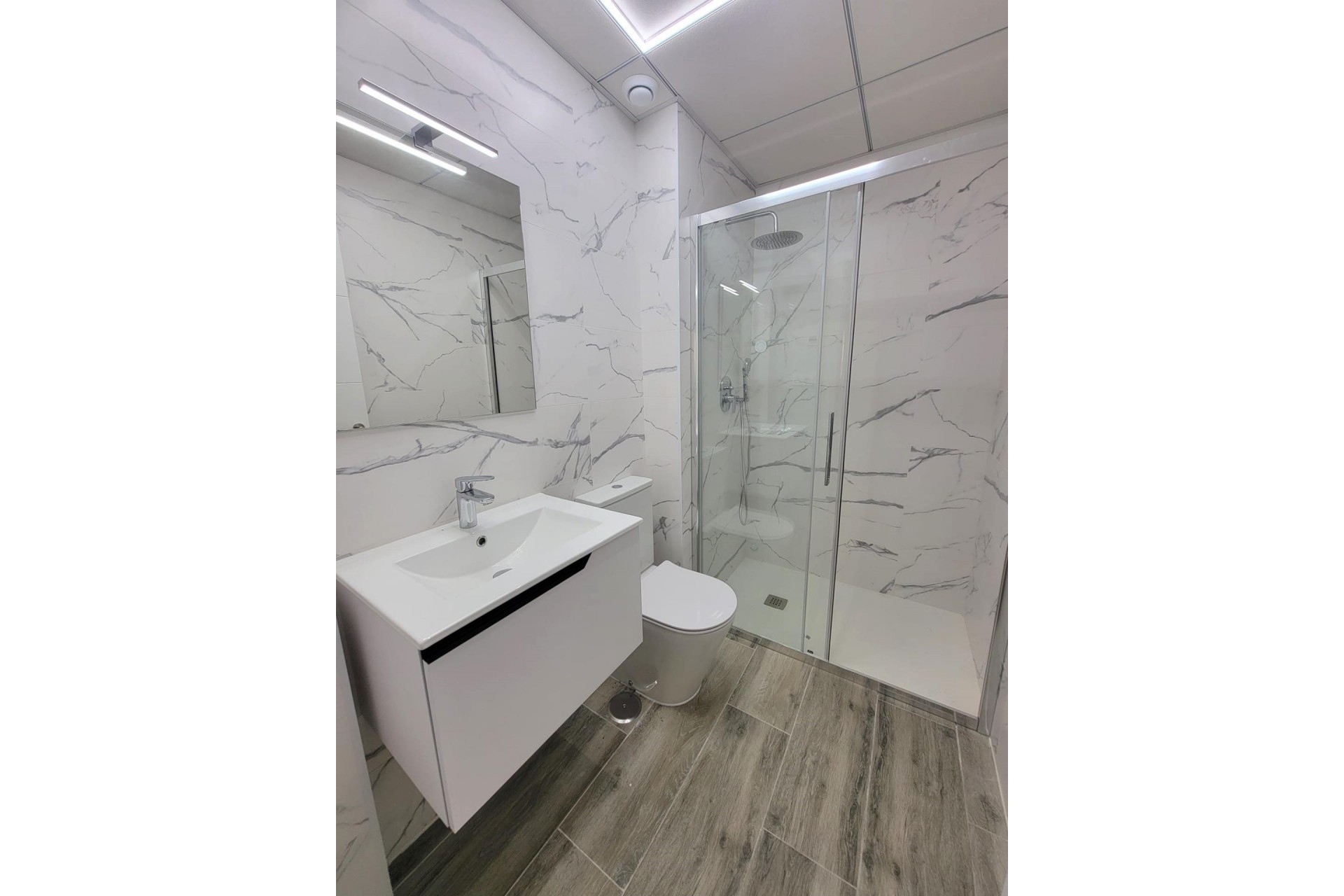 Brukt - Apartment -
Torrevieja - Playa del Cura