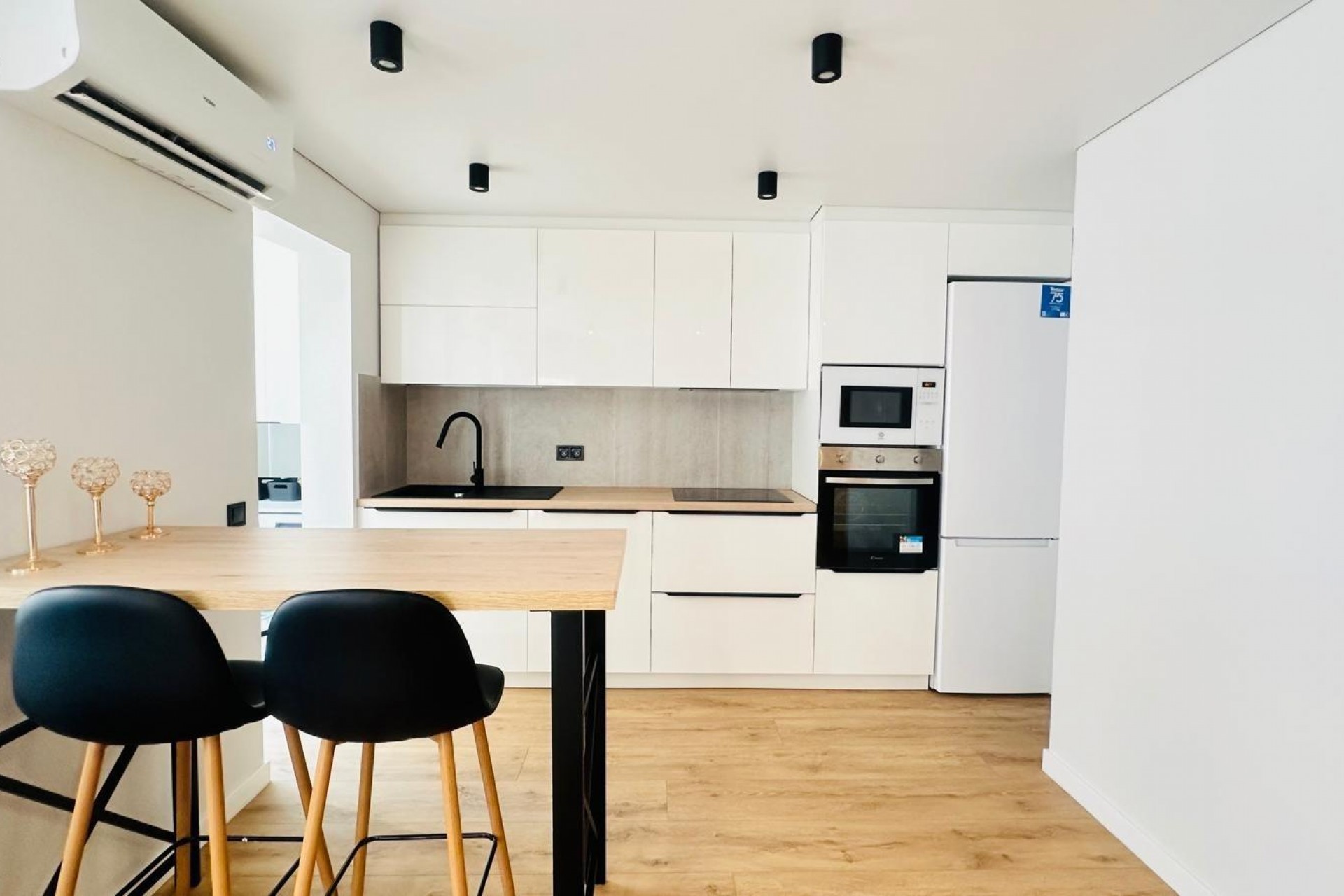 Brukt - Apartment -
Torrevieja - Playa del Cura