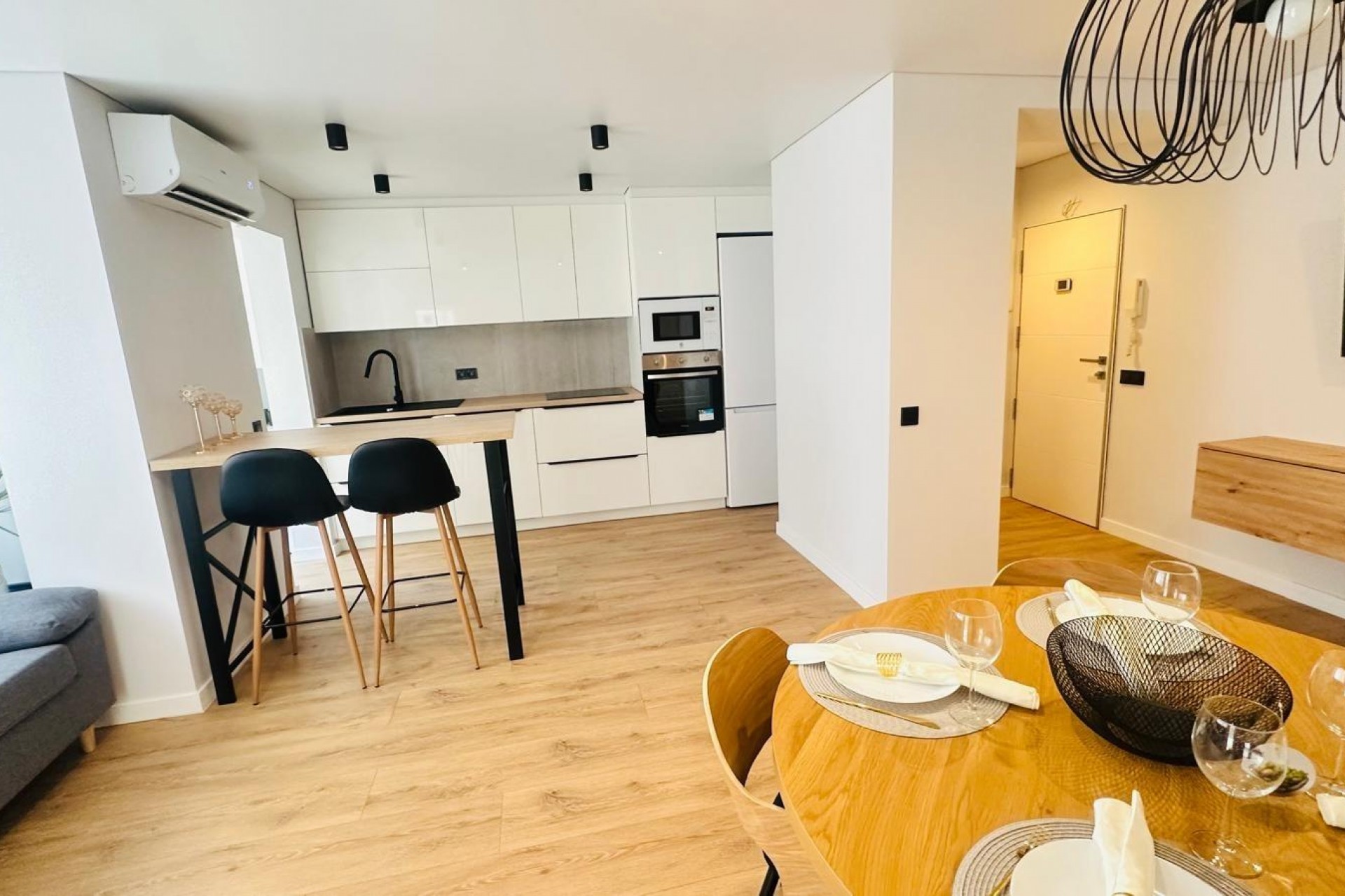 Brukt - Apartment -
Torrevieja - Playa del Cura