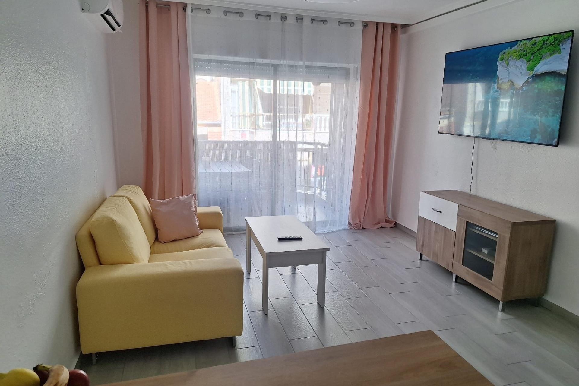 Brukt - Apartment -
Torrevieja - Playa del Cura