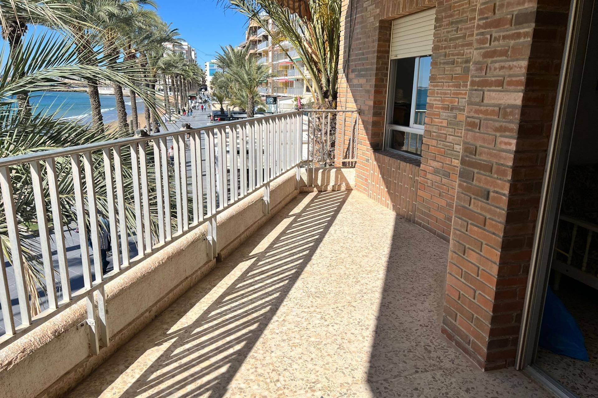 Brukt - Apartment -
Torrevieja - Playa del Cura