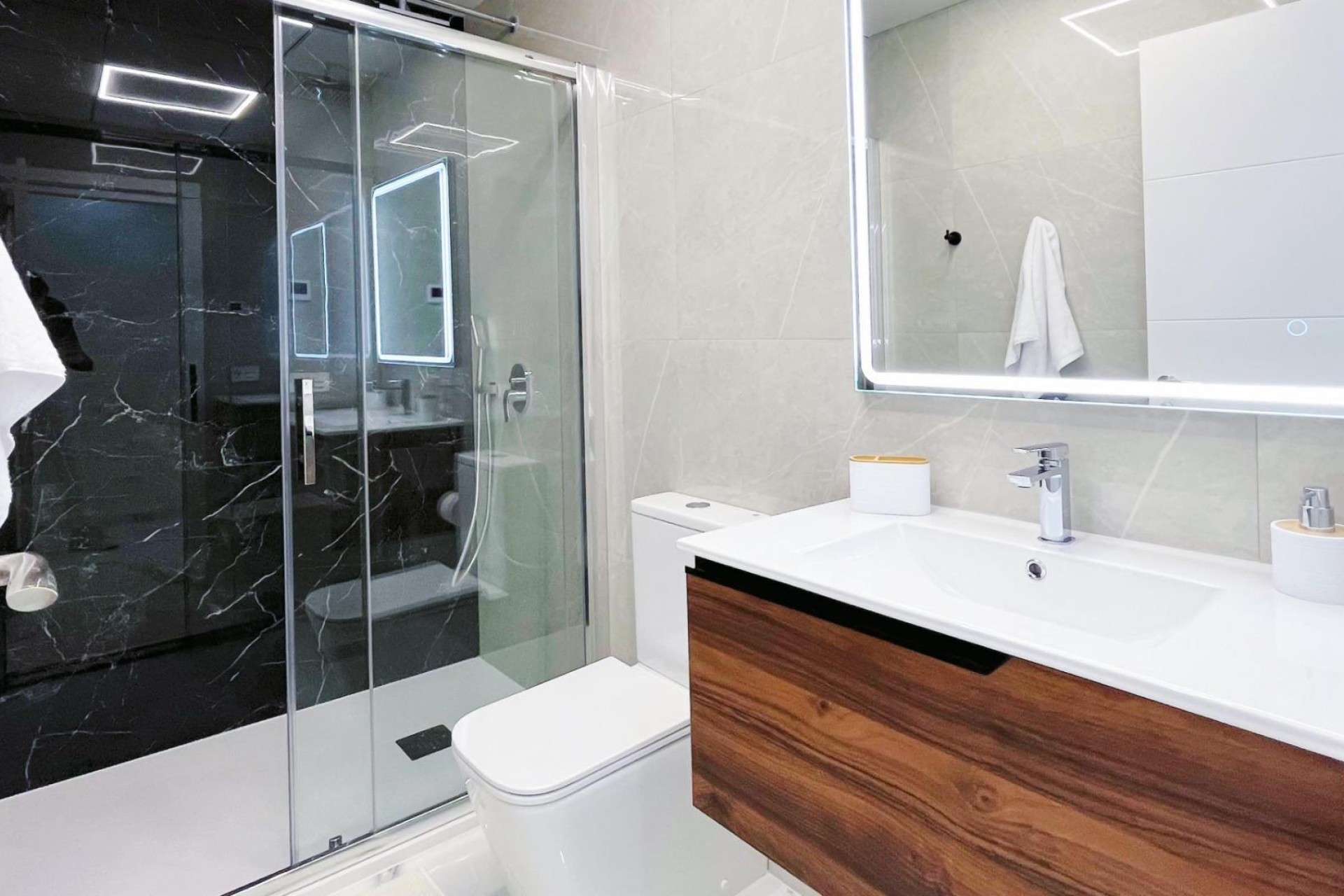 Brukt - Apartment -
Torrevieja - Playa del Cura