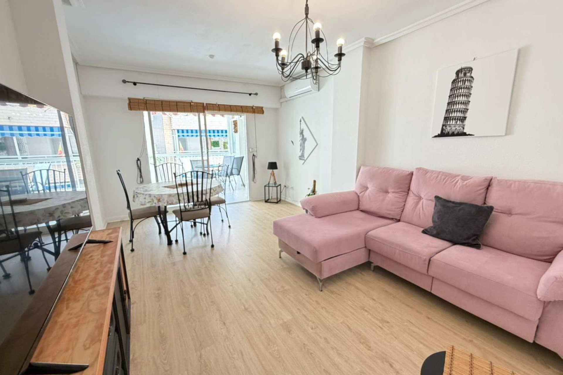Brukt - Apartment -
Torrevieja - Playa del Cura