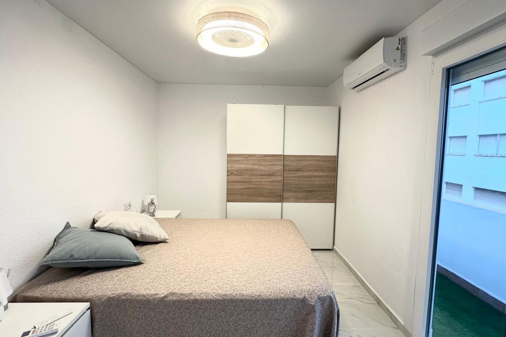 Brukt - Apartment -
Torrevieja - Playa del Cura