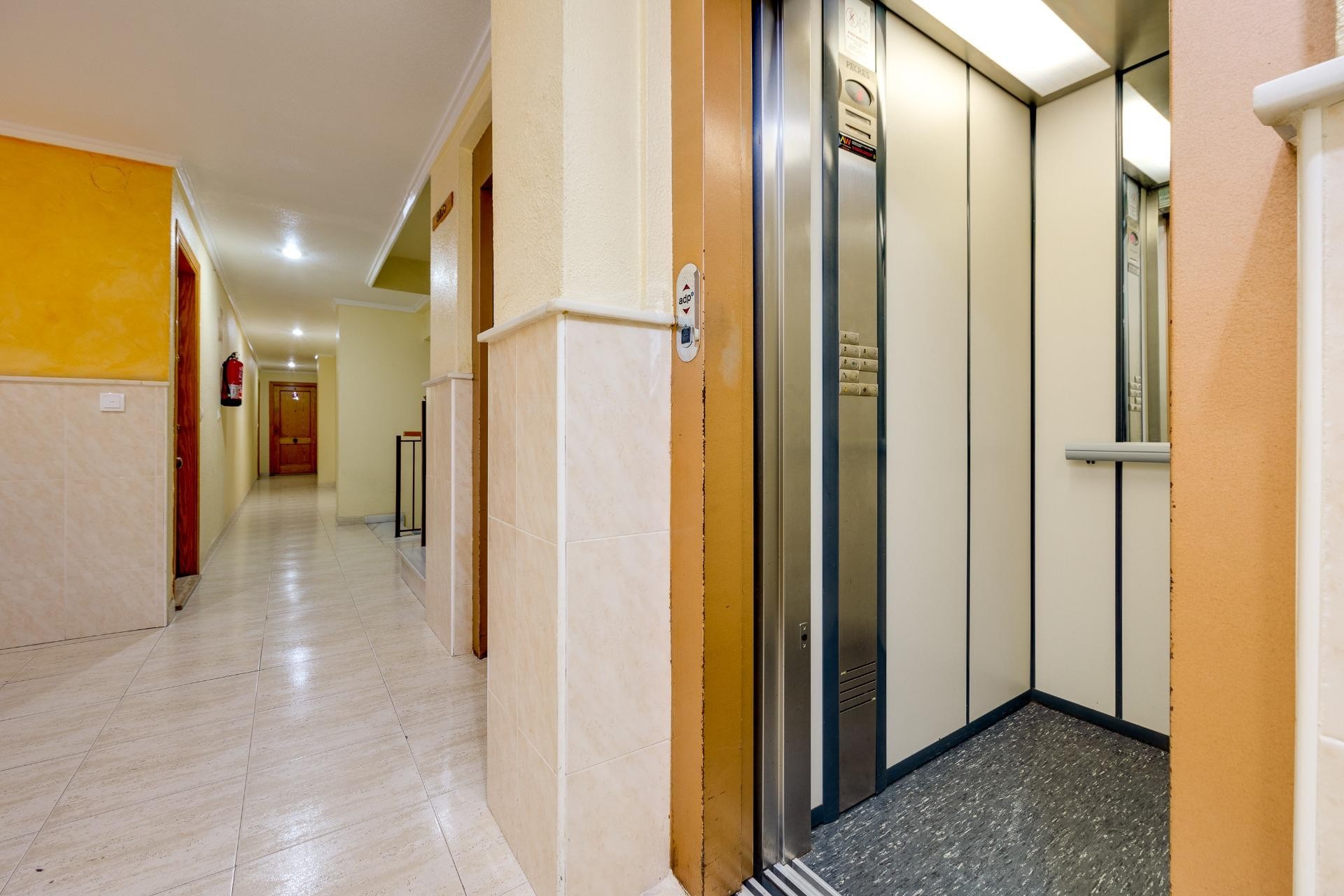 Brukt - Apartment -
Torrevieja - Playa del Cura