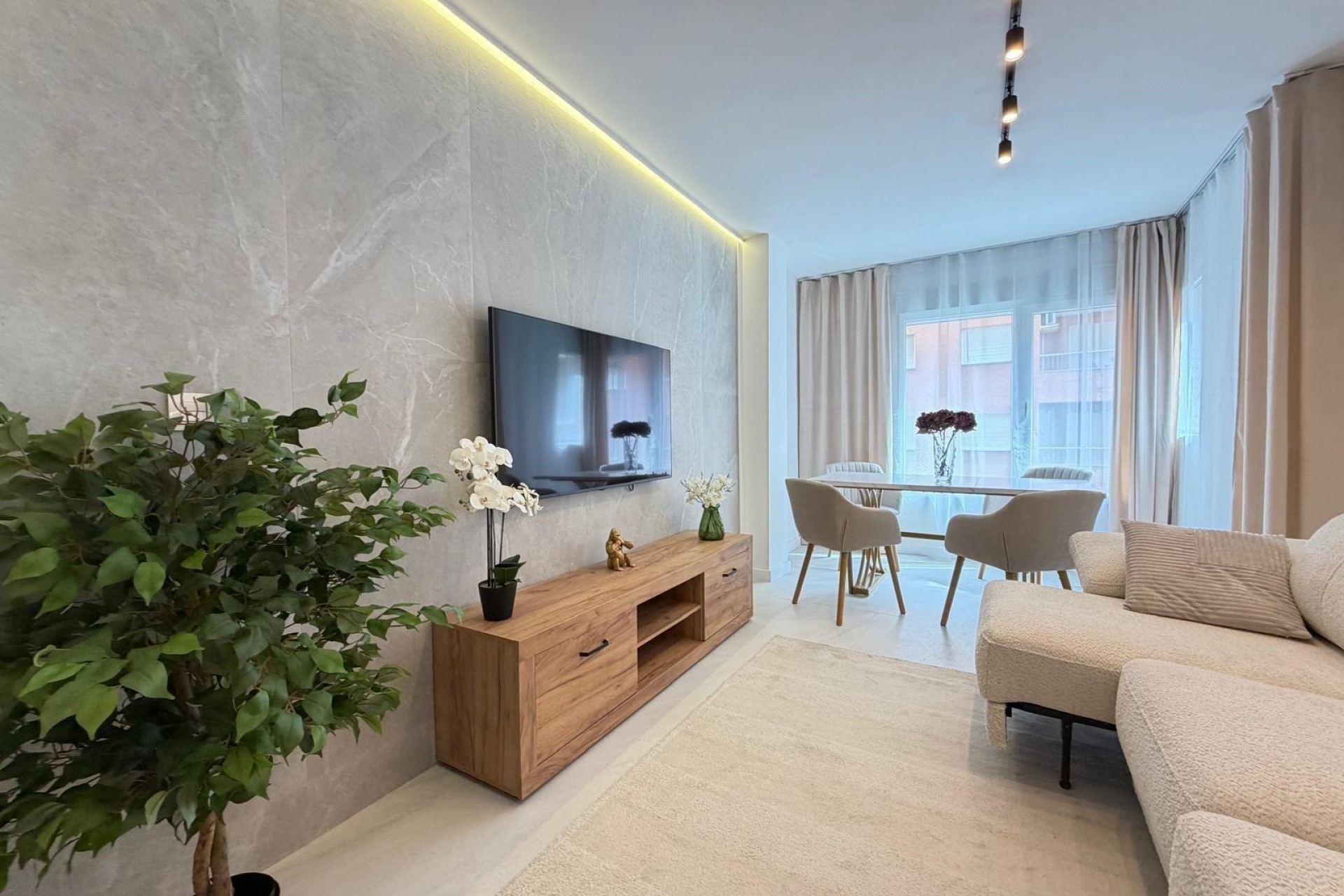 Brukt - Apartment -
Torrevieja - Playa del Cura