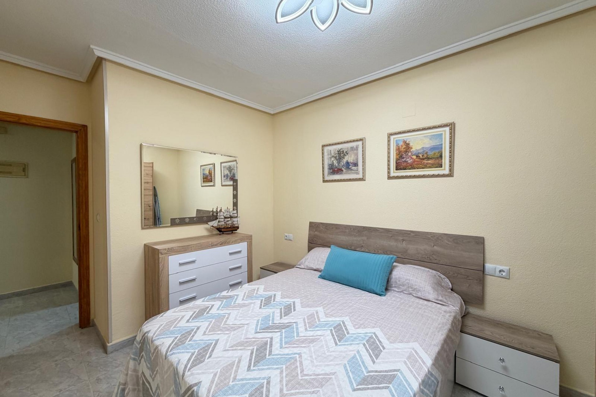 Brukt - Apartment -
Torrevieja - Playa del Cura