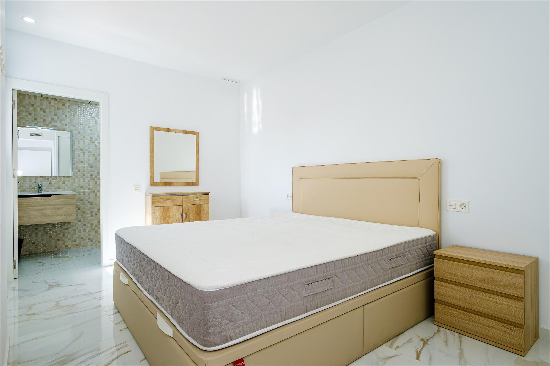 Brukt - Apartment -
Torrevieja - Playa del Cura