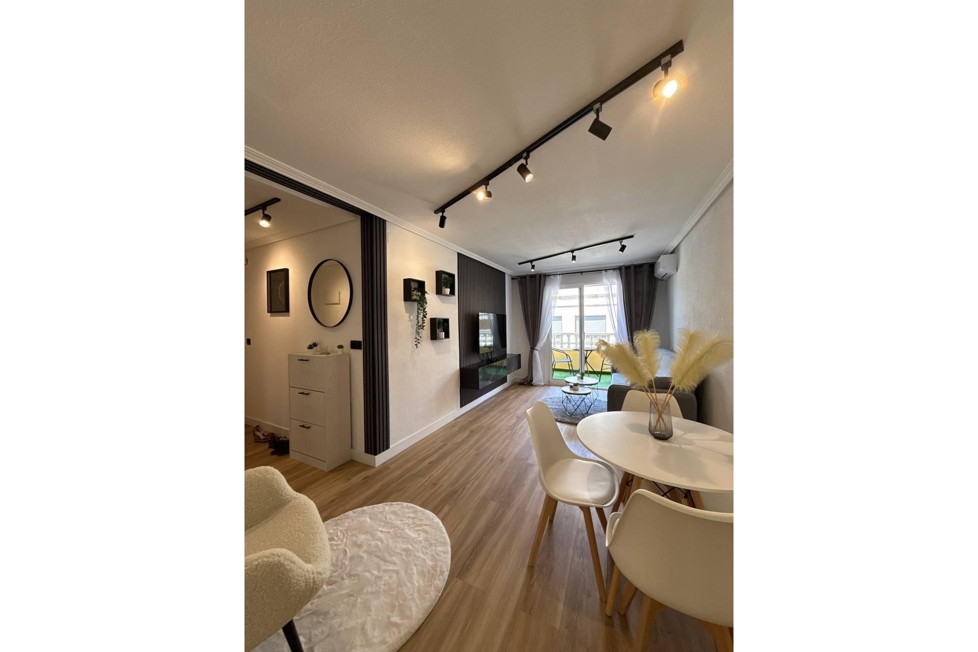 Brukt - Apartment -
Torrevieja - Playa del Cura